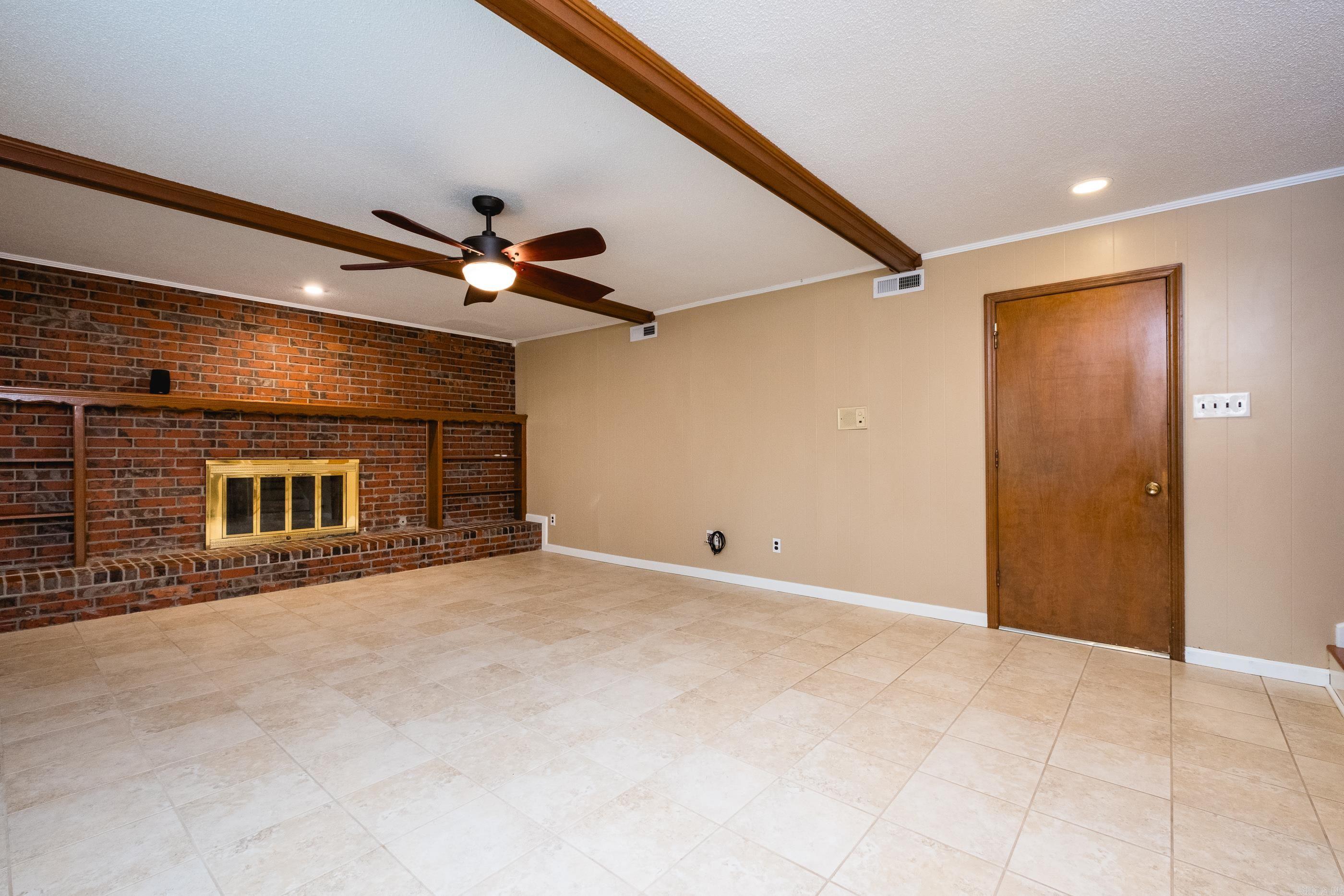 27  Crownpoint  Little Rock, AR