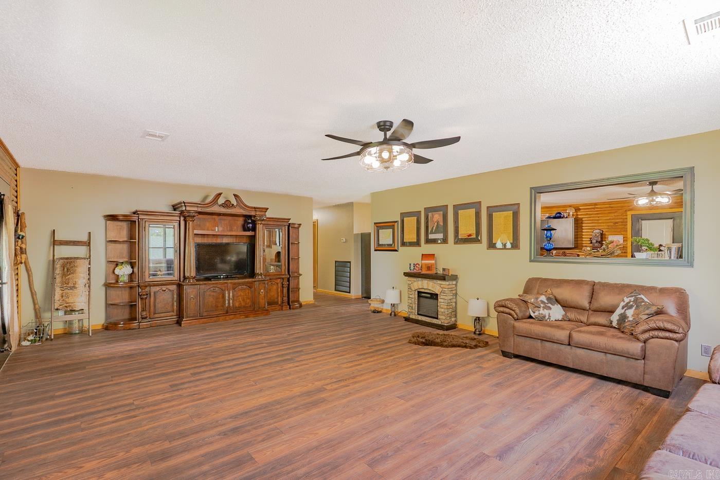 5520 S Highway 9  Salem, AR