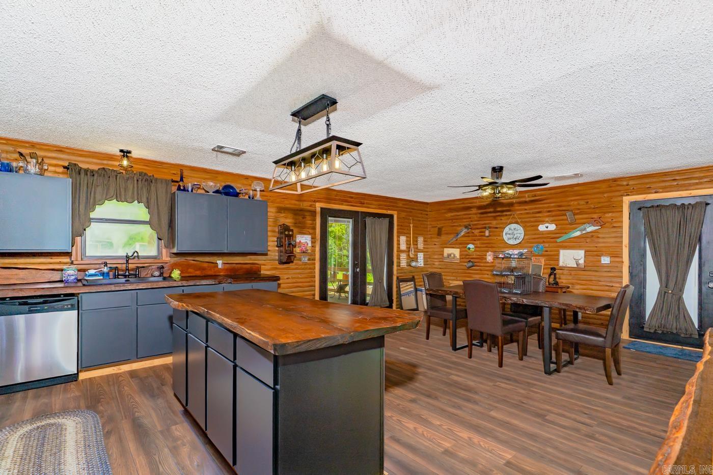 5520 S Highway 9  Salem, AR