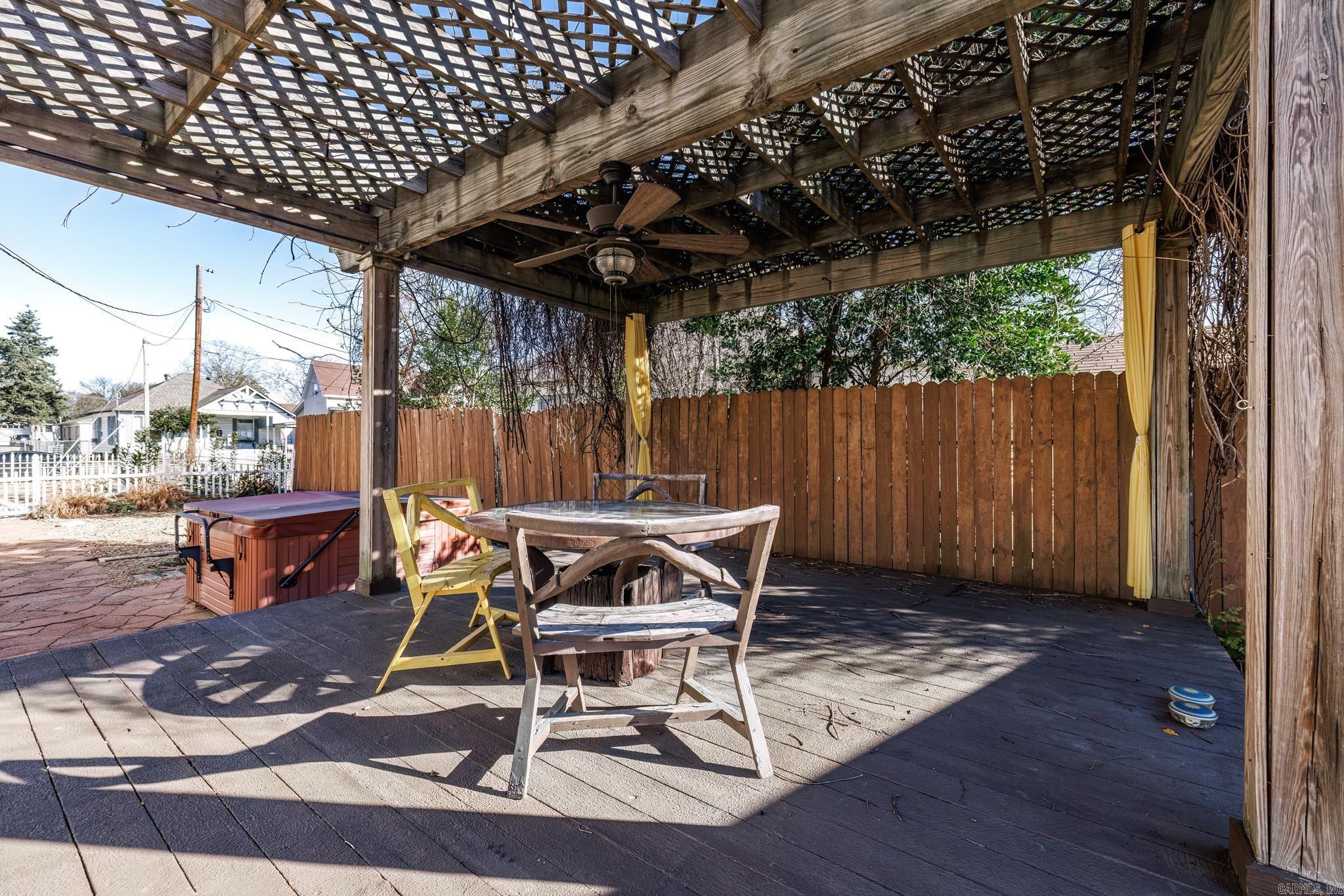 1043  Clinton  Arkadelphia, AR