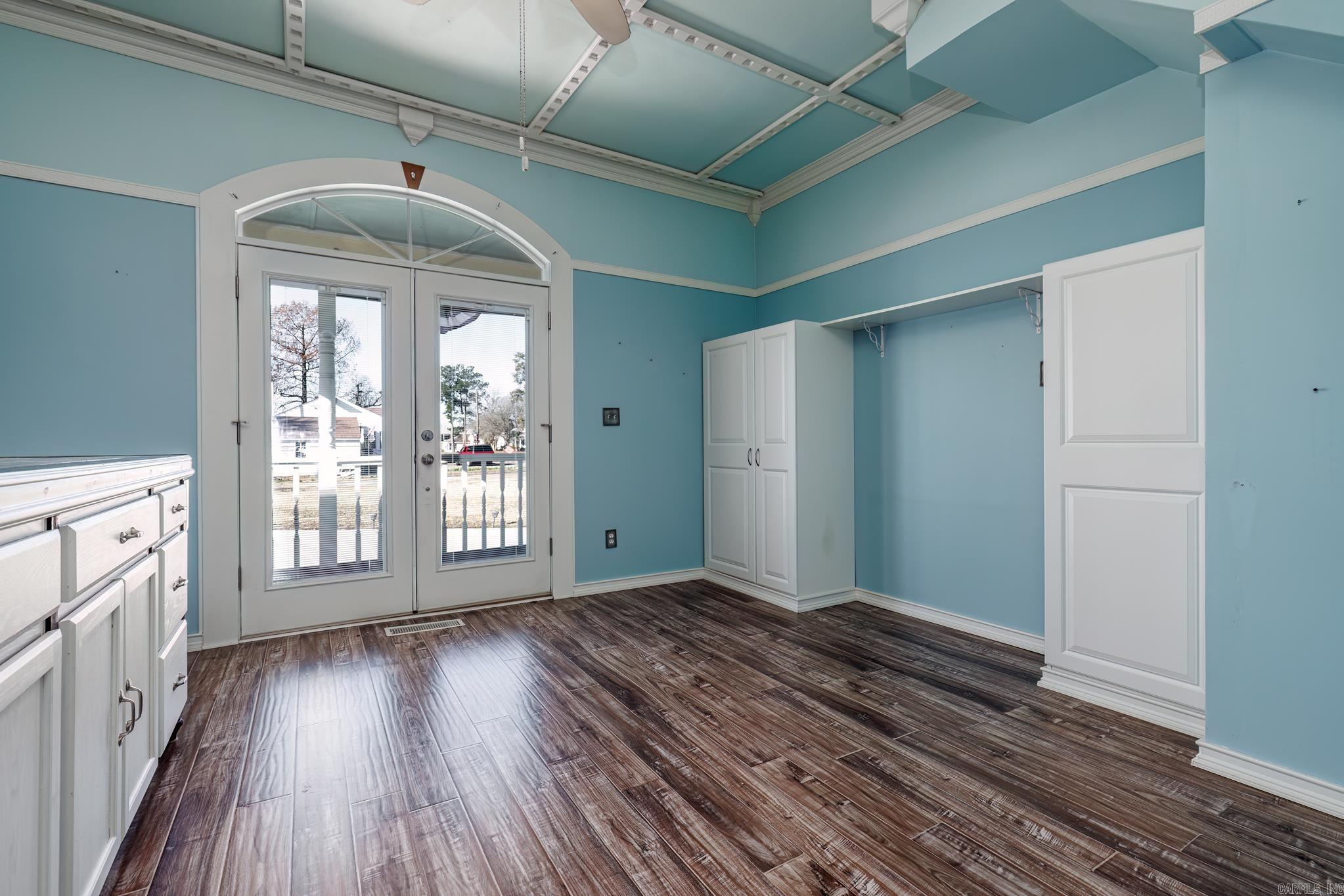 1043  Clinton  Arkadelphia, AR