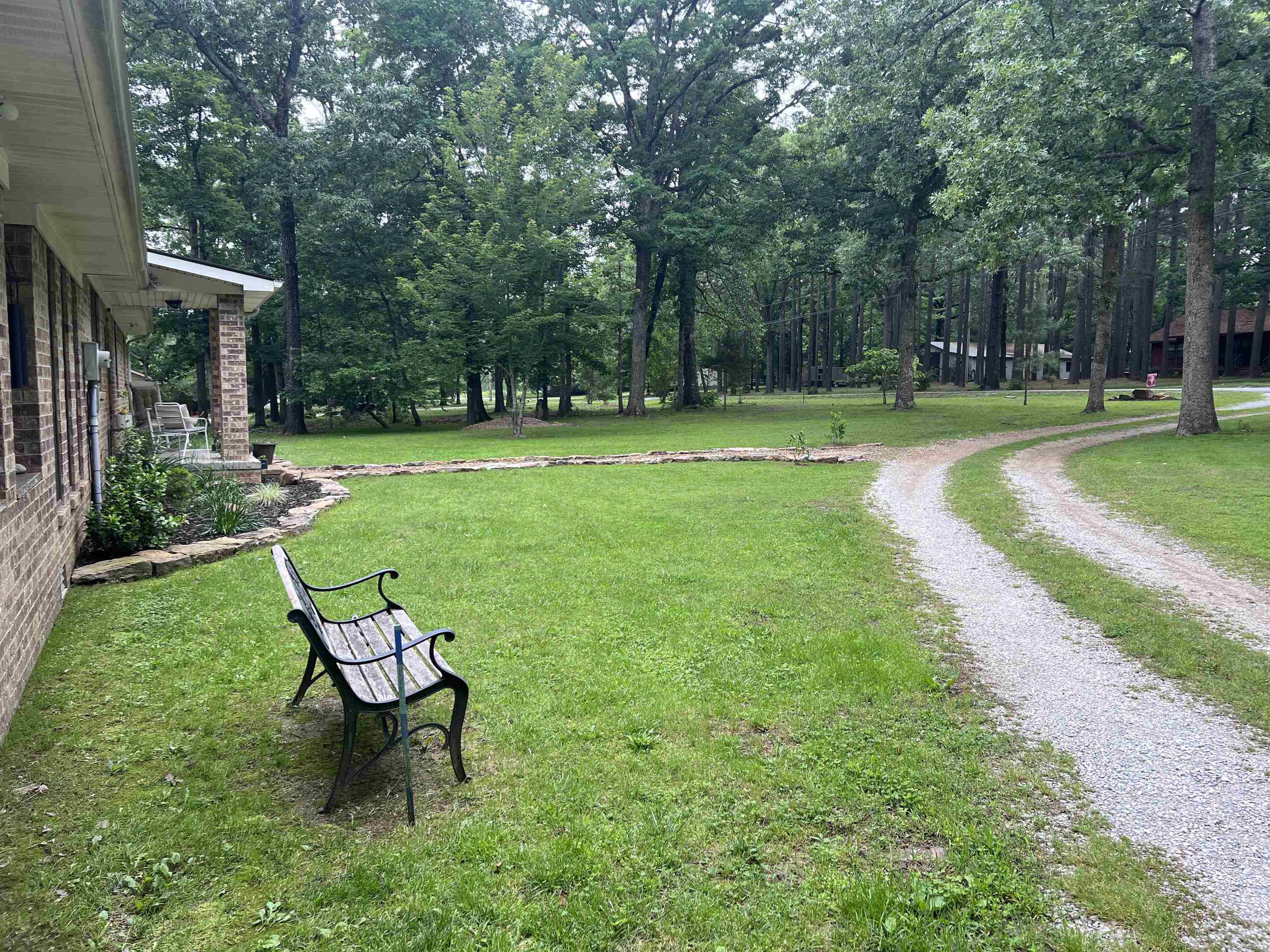 2305  Town and Country  Mountain View, AR