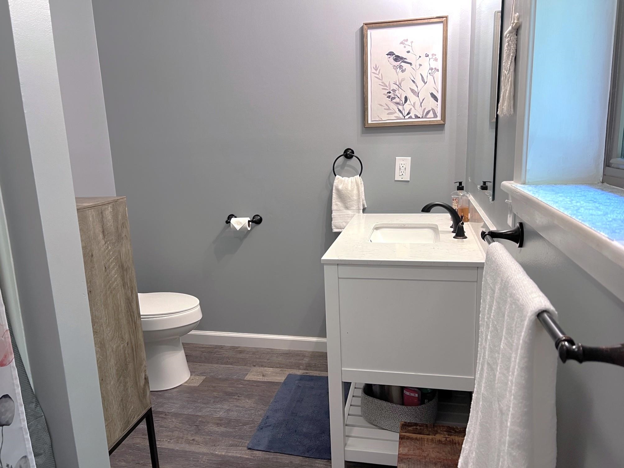 2305 Town and Country  Mountain View, AR