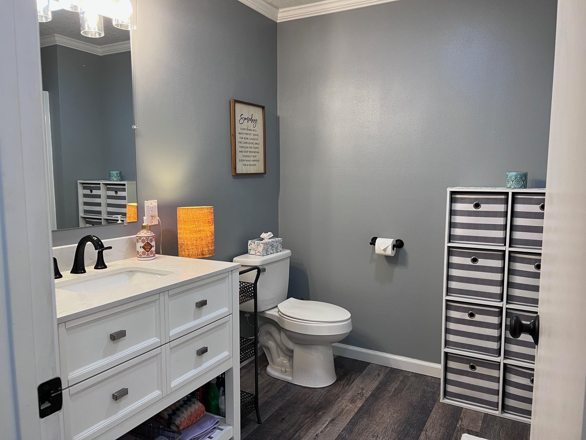 2305 Town and Country  Mountain View, AR