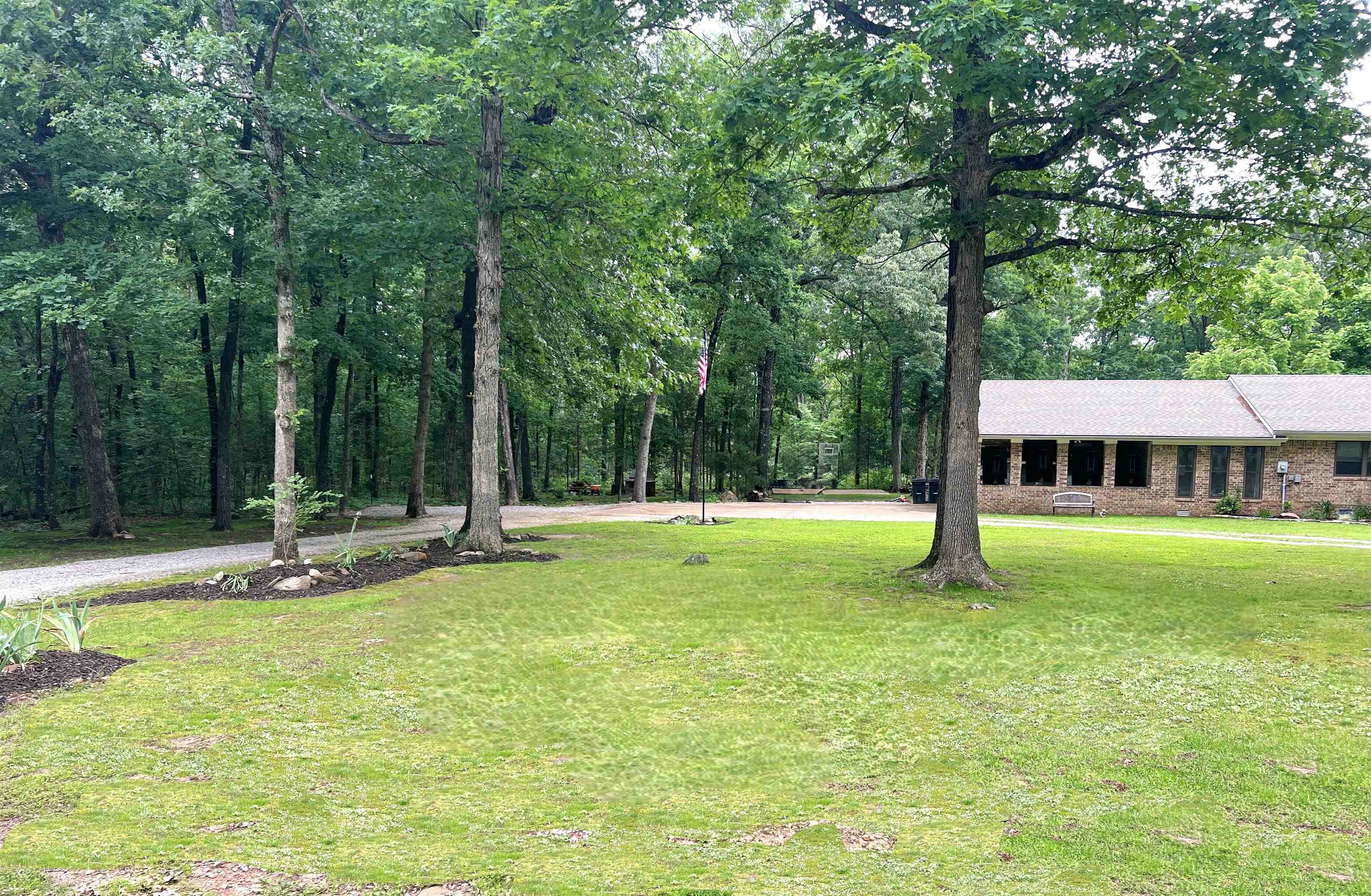 2305  Town and Country  Mountain View, AR