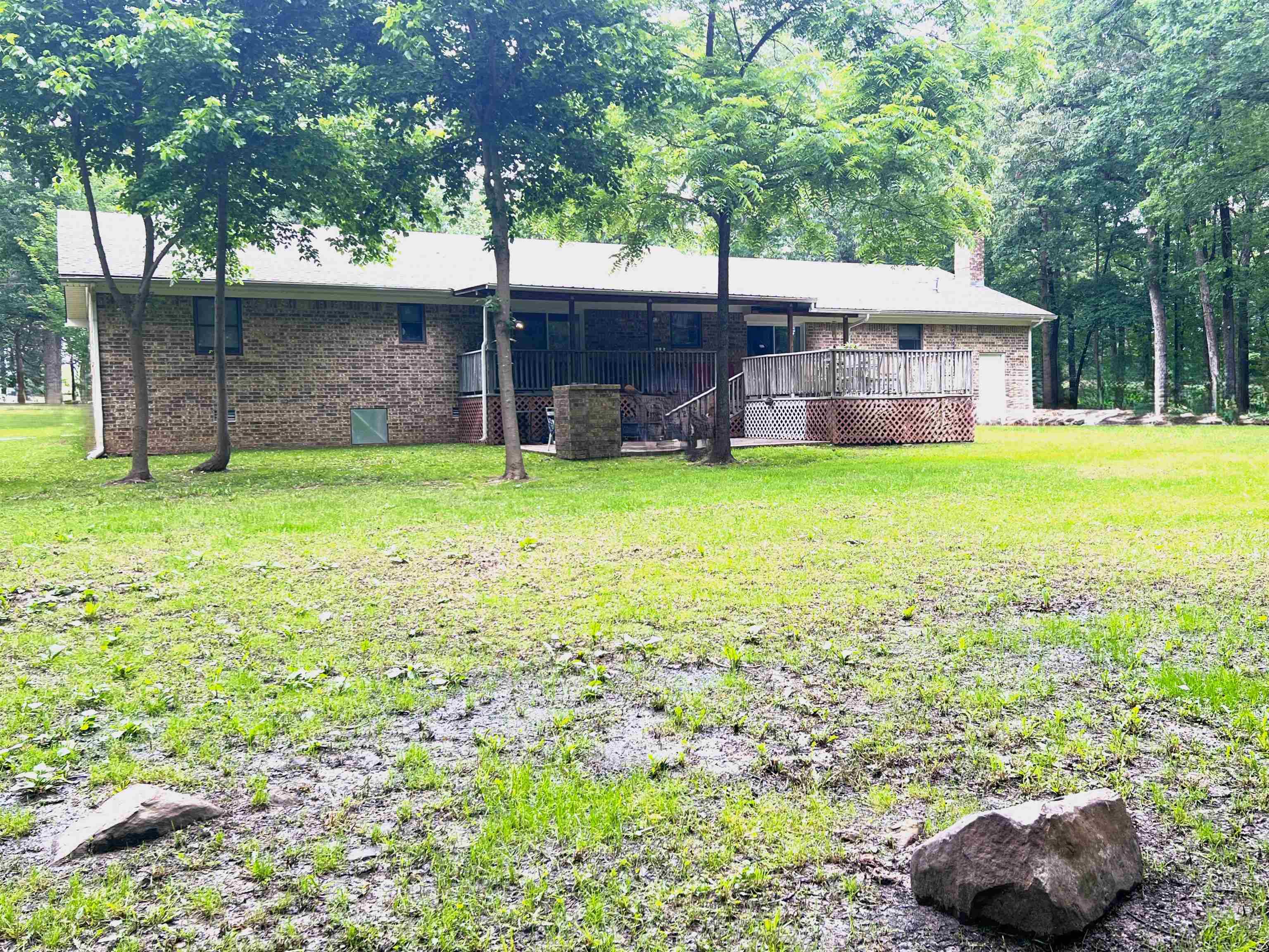 2305  Town and Country  Mountain View, AR