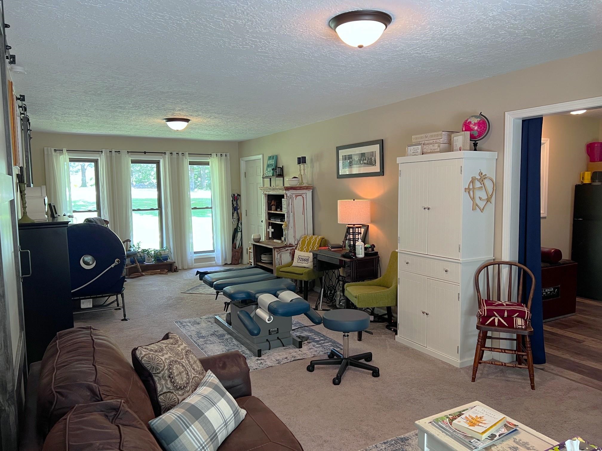 2305 Town and Country  Mountain View, AR