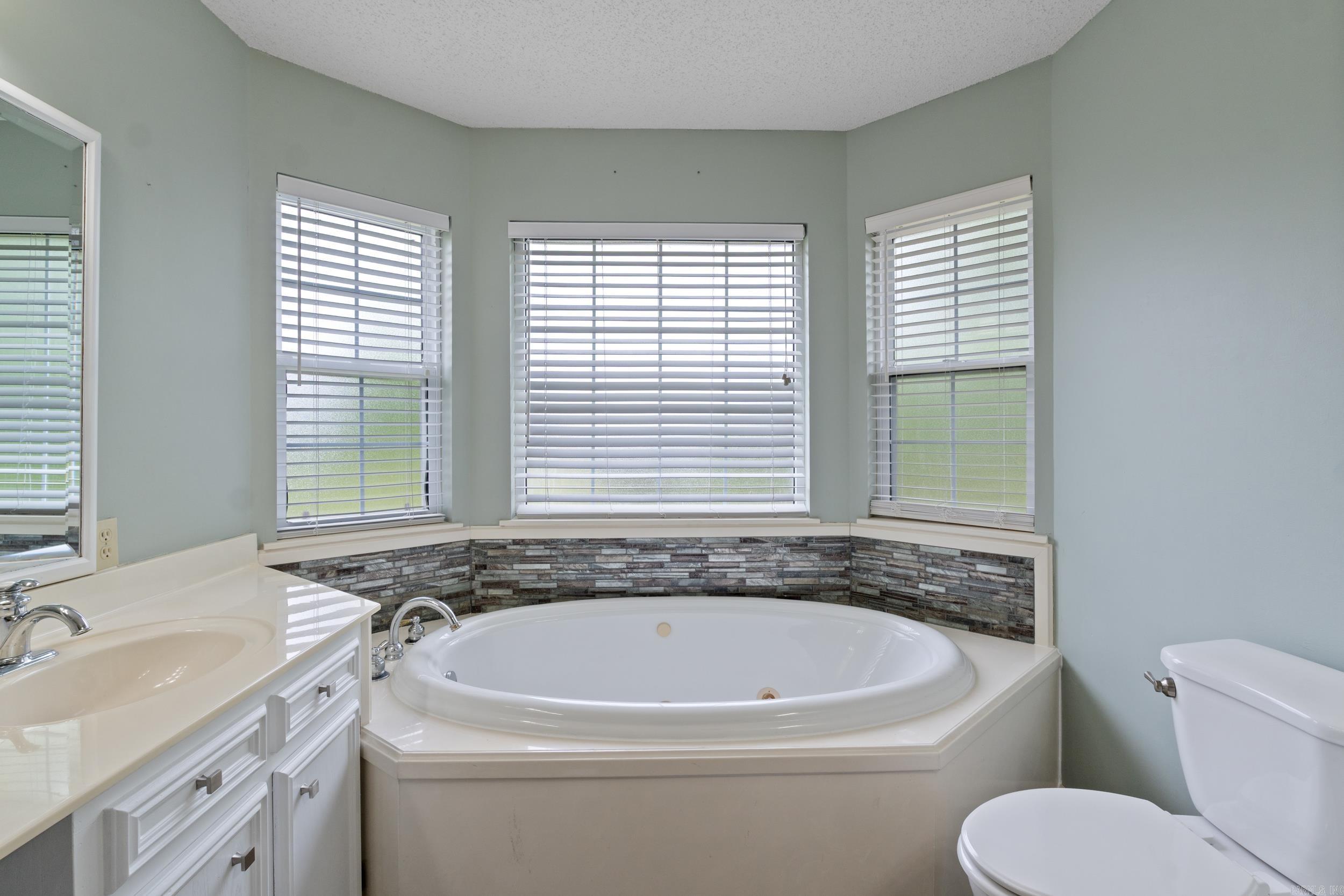 103  Mill Creek  Greenbrier, AR