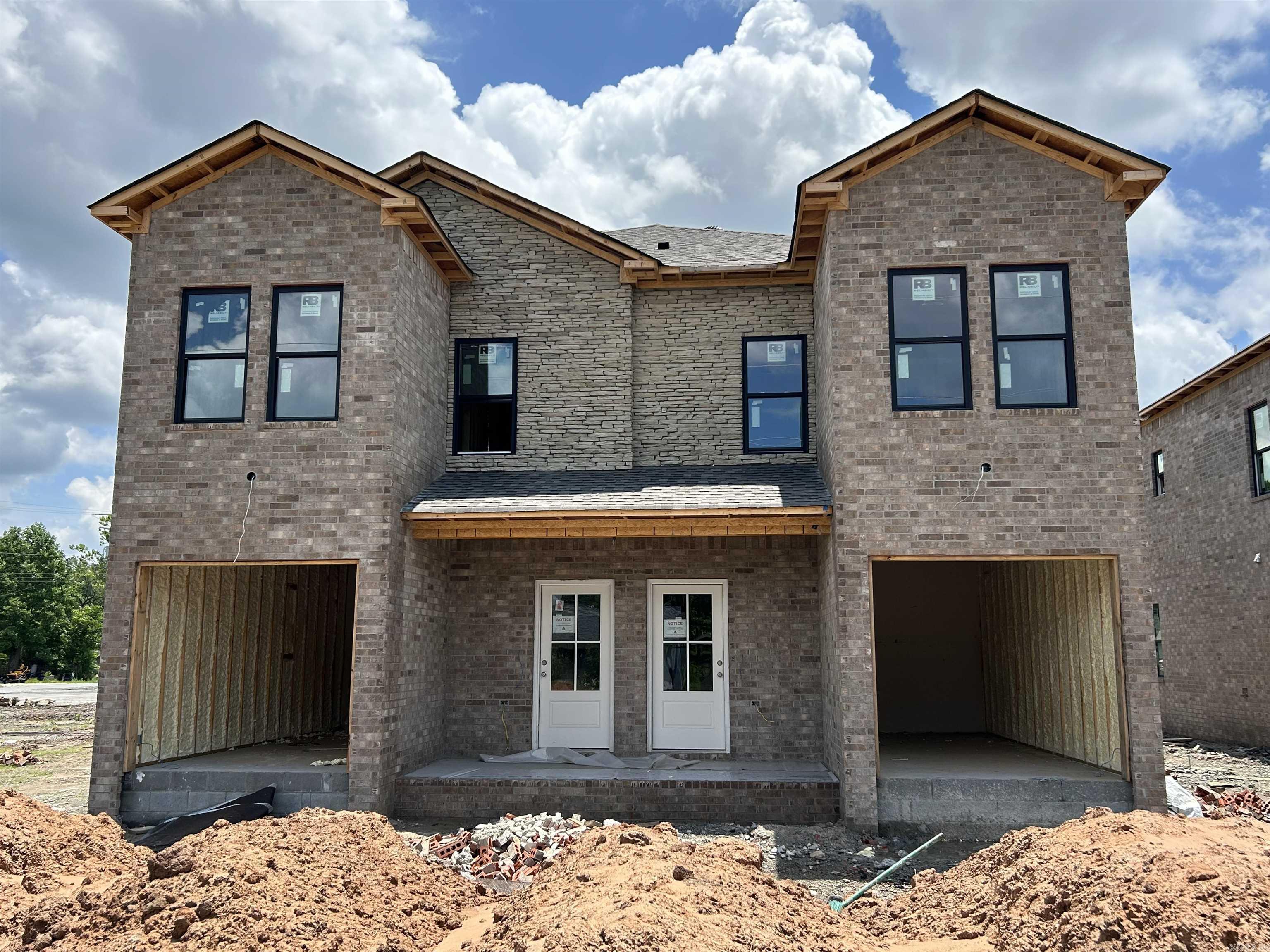 219 & 221 N Elm  Jacksonville, AR