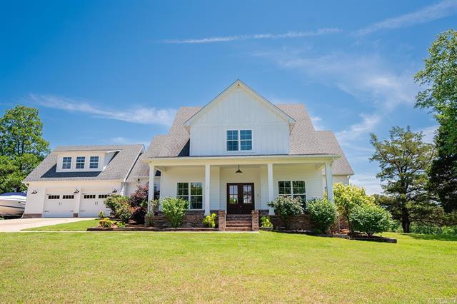 102 E Lake Cv  Beebe, AR