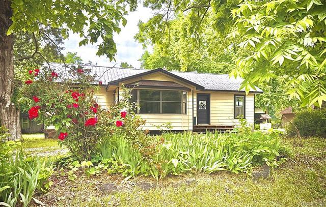 25942 E Highway 14  Mountain View, AR