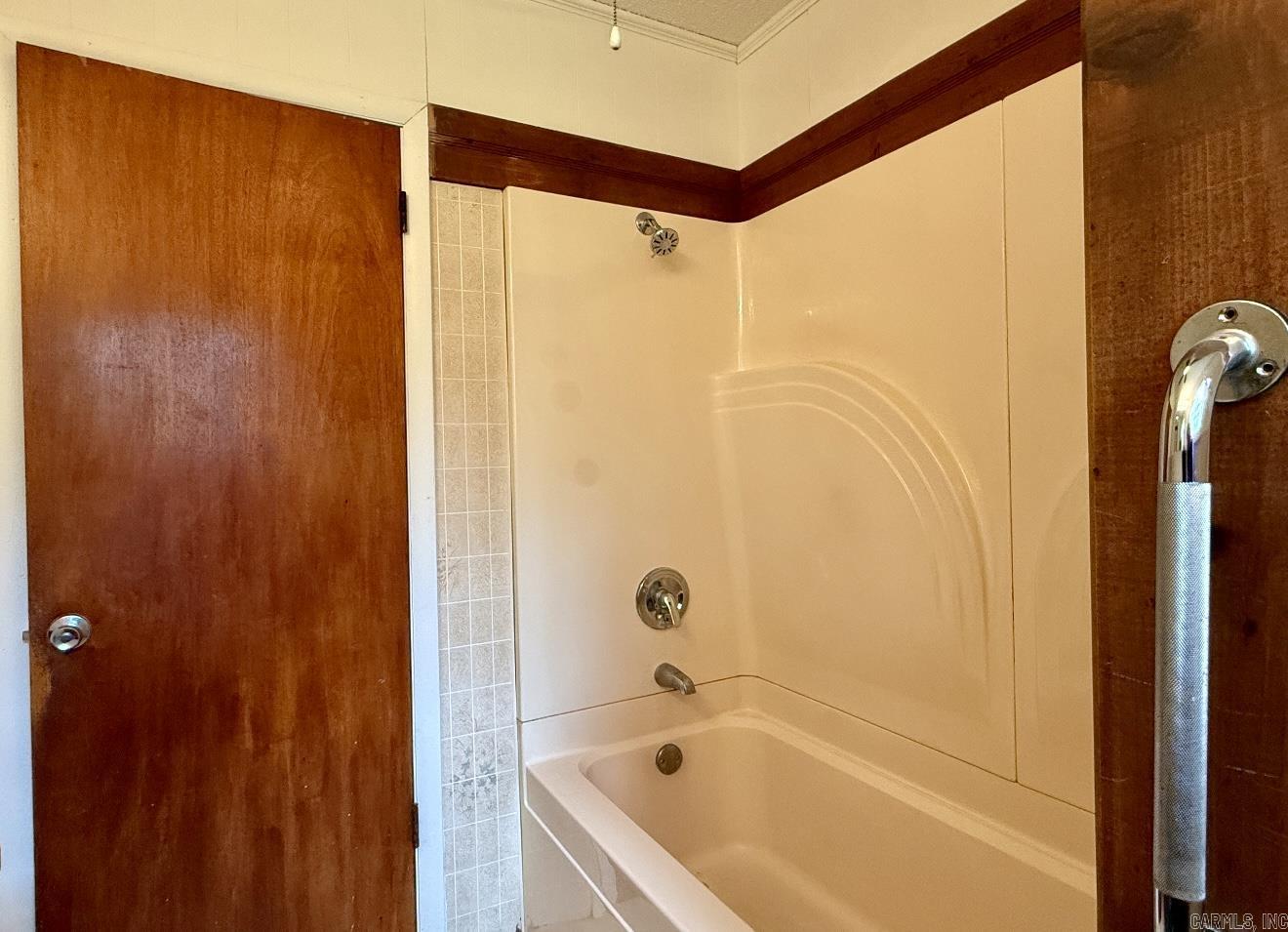 25942 E Highway 14  Mountain View, AR