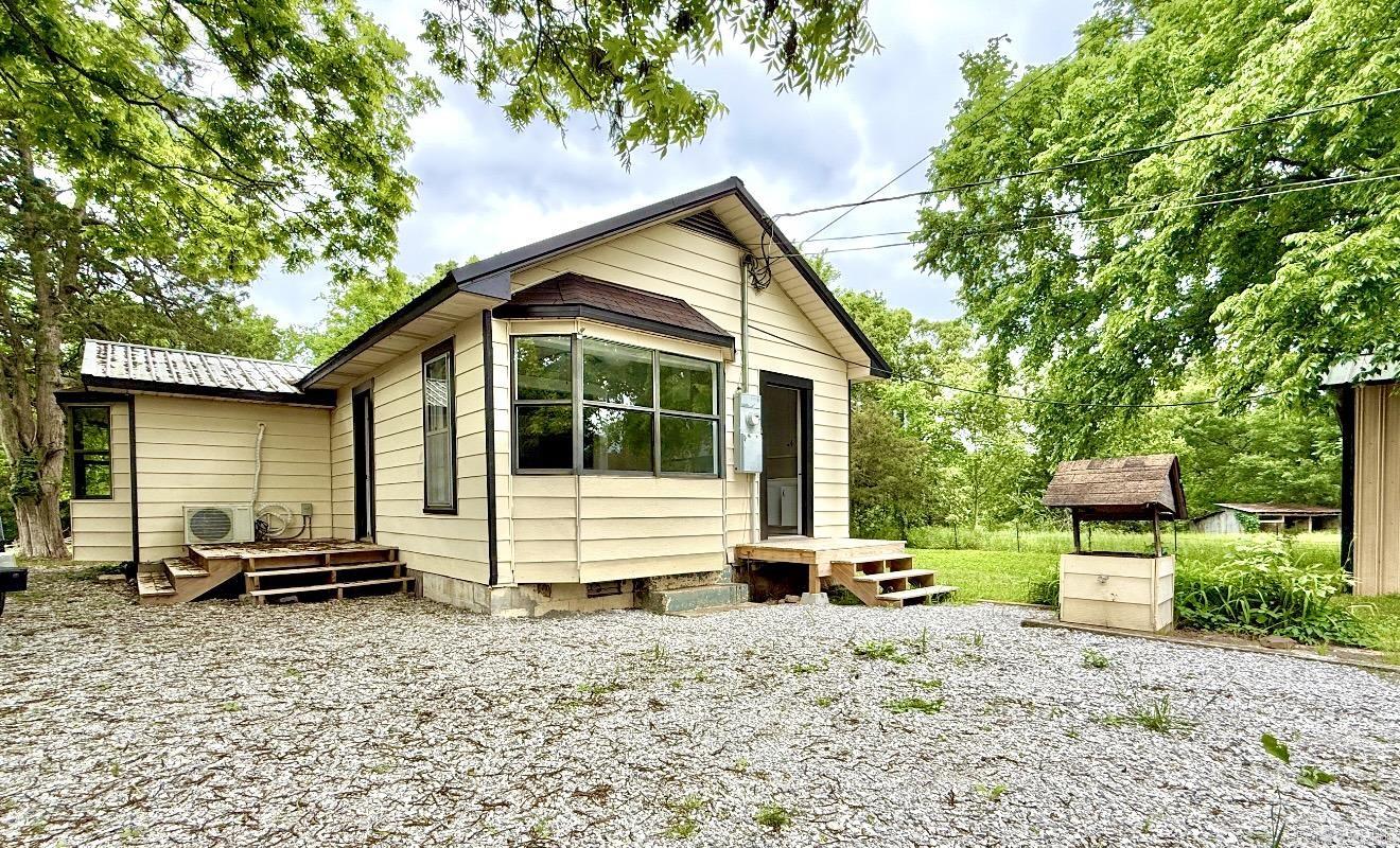 25942 E Highway 14  Mountain View, AR