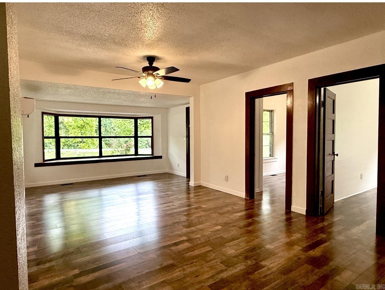 25942 E Highway 14  Mountain View, AR