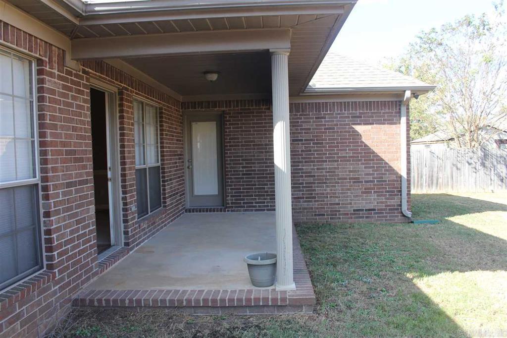 62  Willow Dr  Cabot, AR