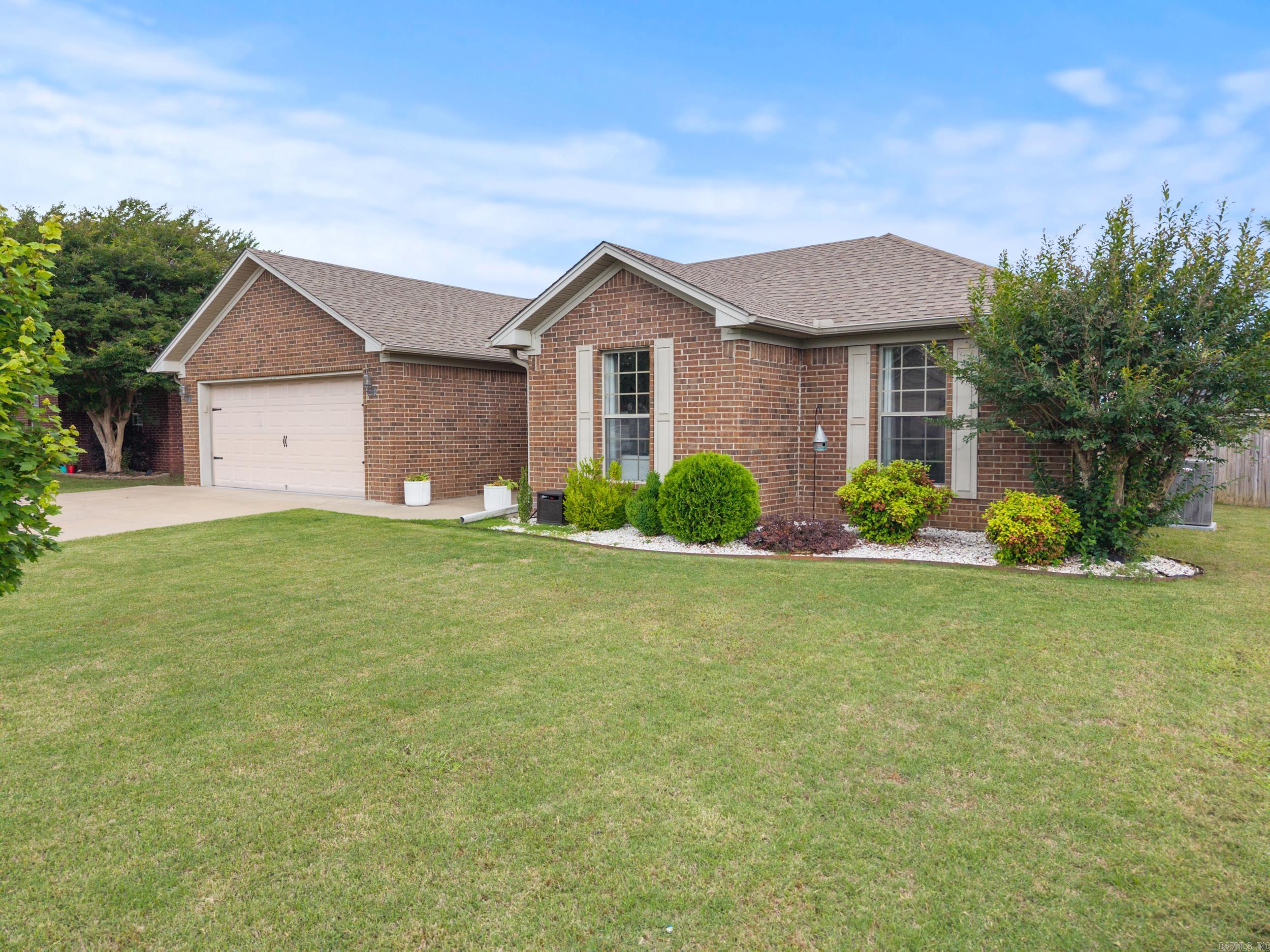 2750  Makenzie  Conway, AR