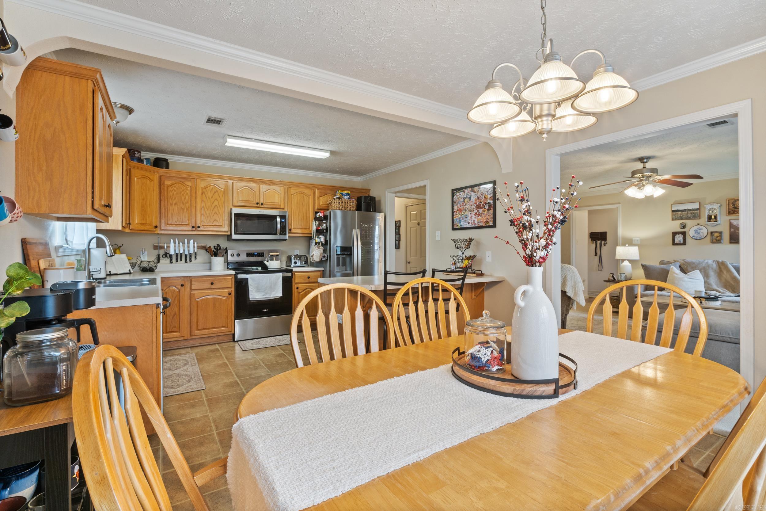 2750  Makenzie  Conway, AR