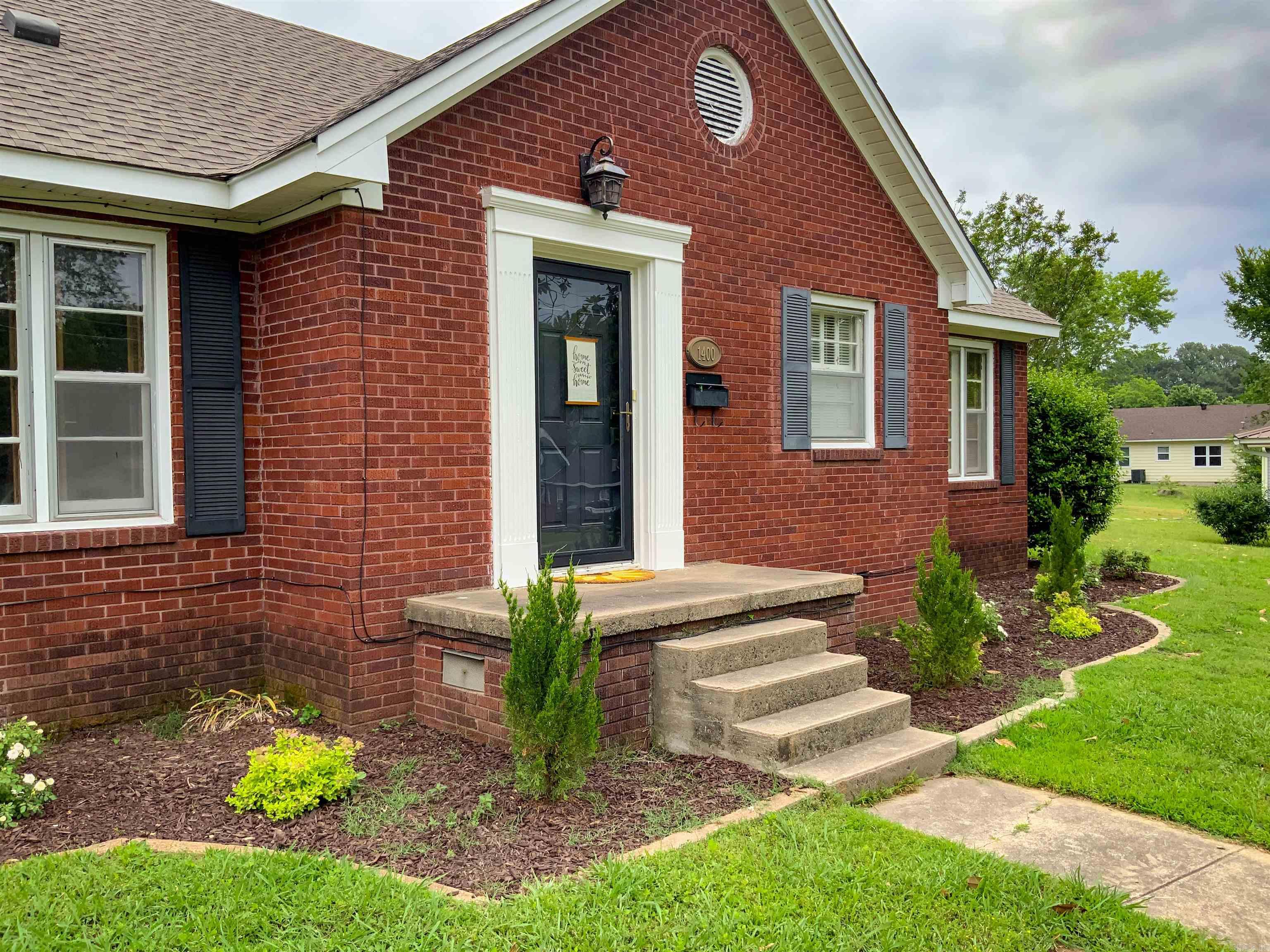 1400  Tulip  Searcy, AR