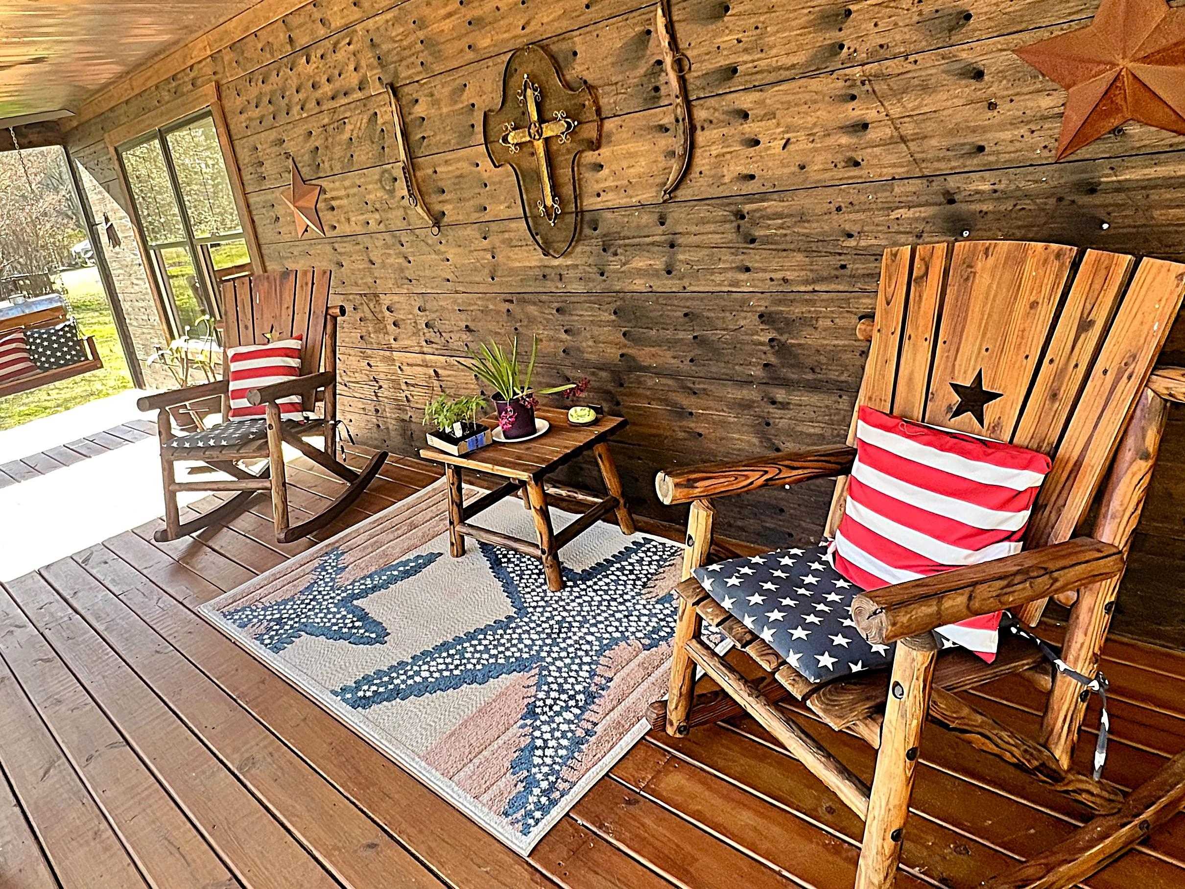 532  Hayden Heights  Mountain View, AR