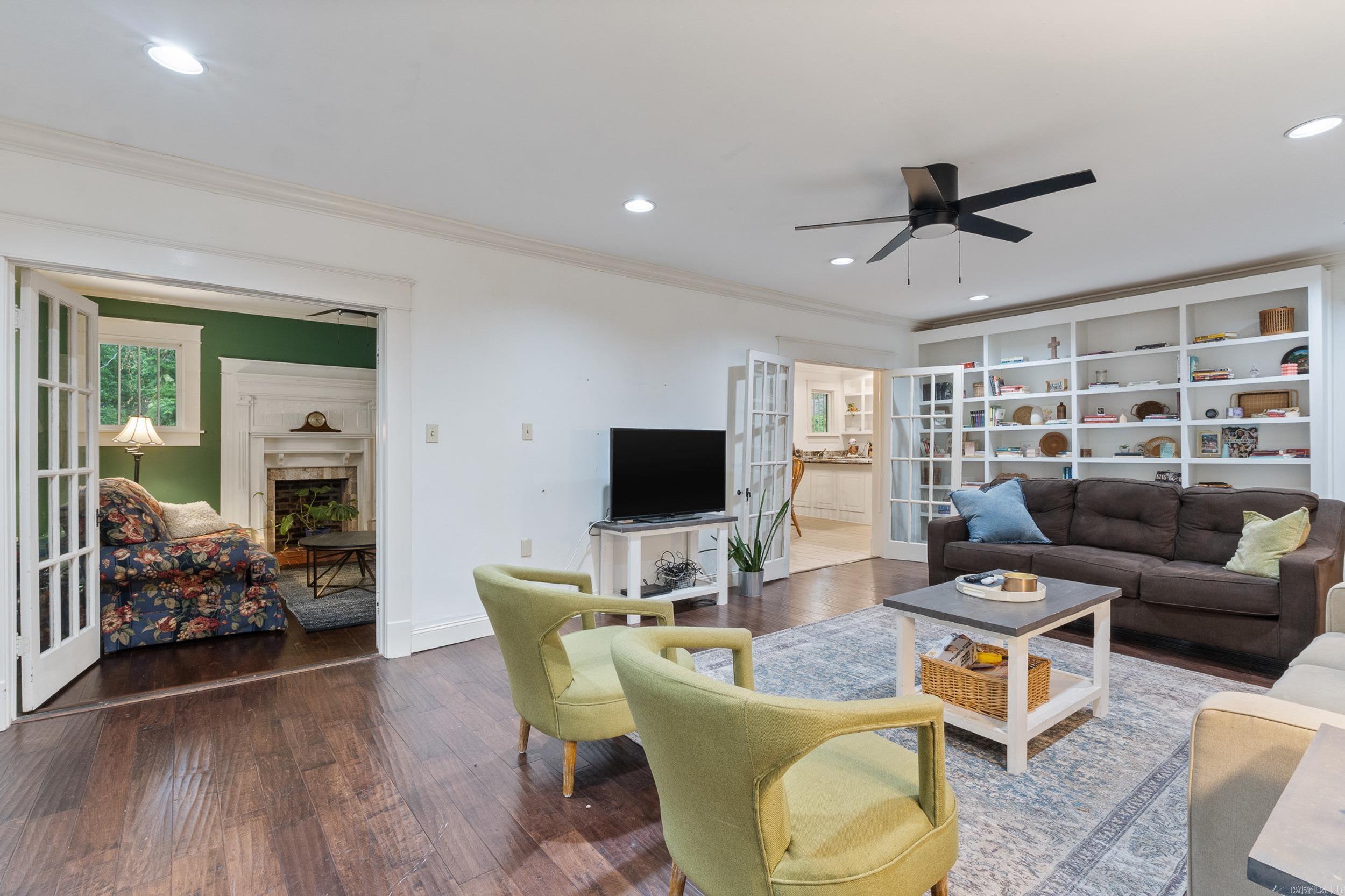 1723  Caldwell  Conway, AR