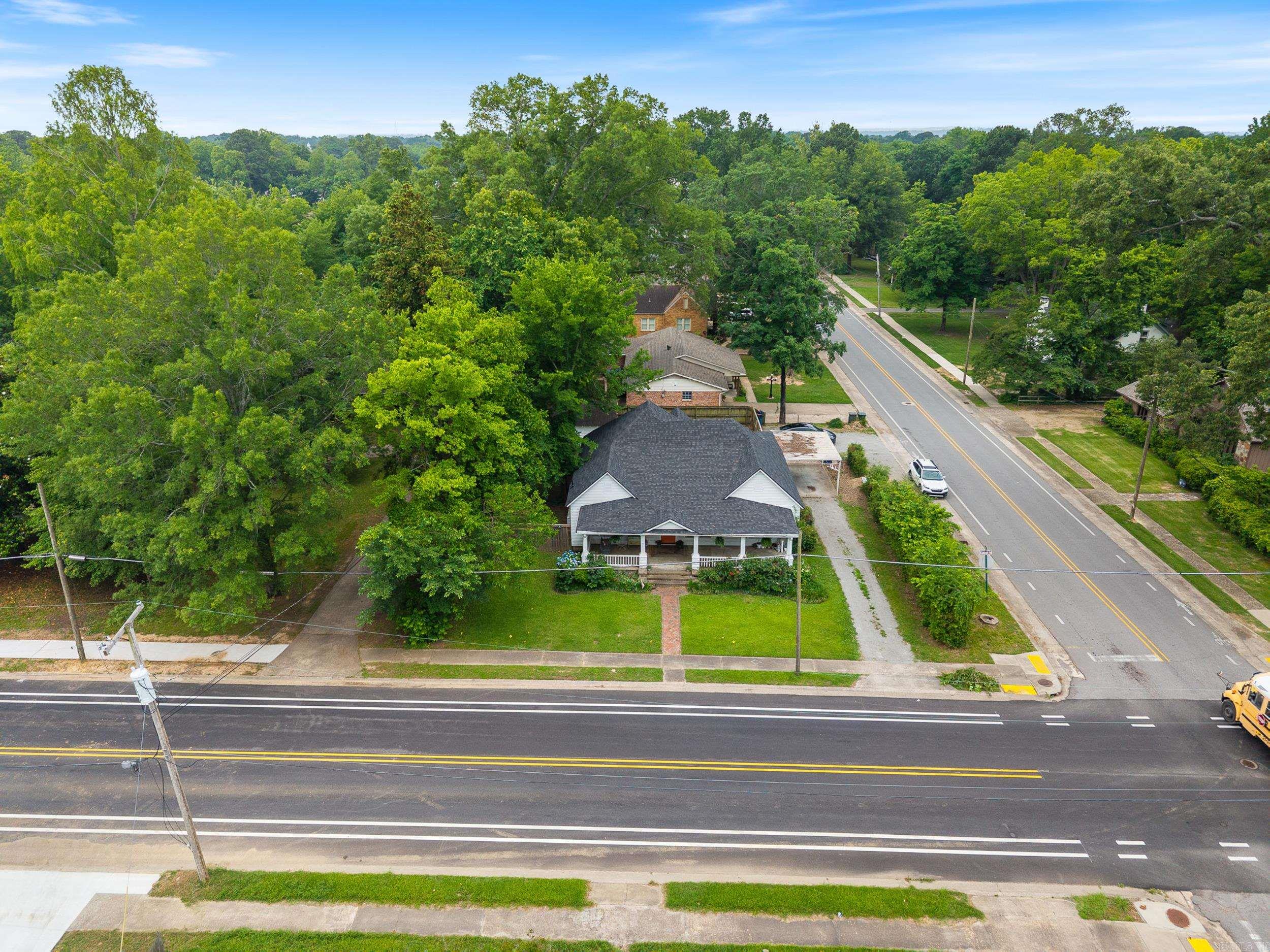 1723  Caldwell  Conway, AR