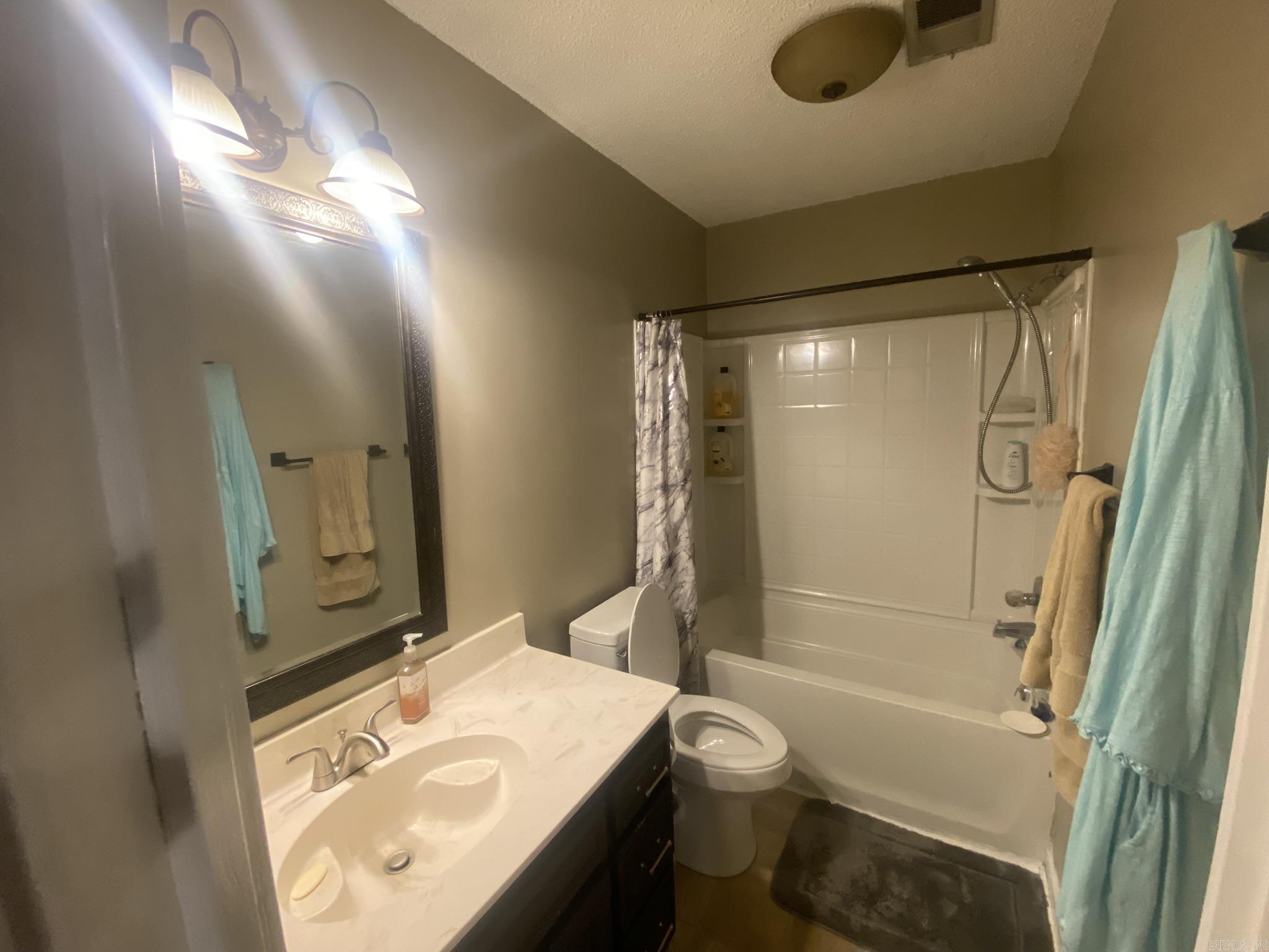 111  Dales Dr  Jacksonville, AR