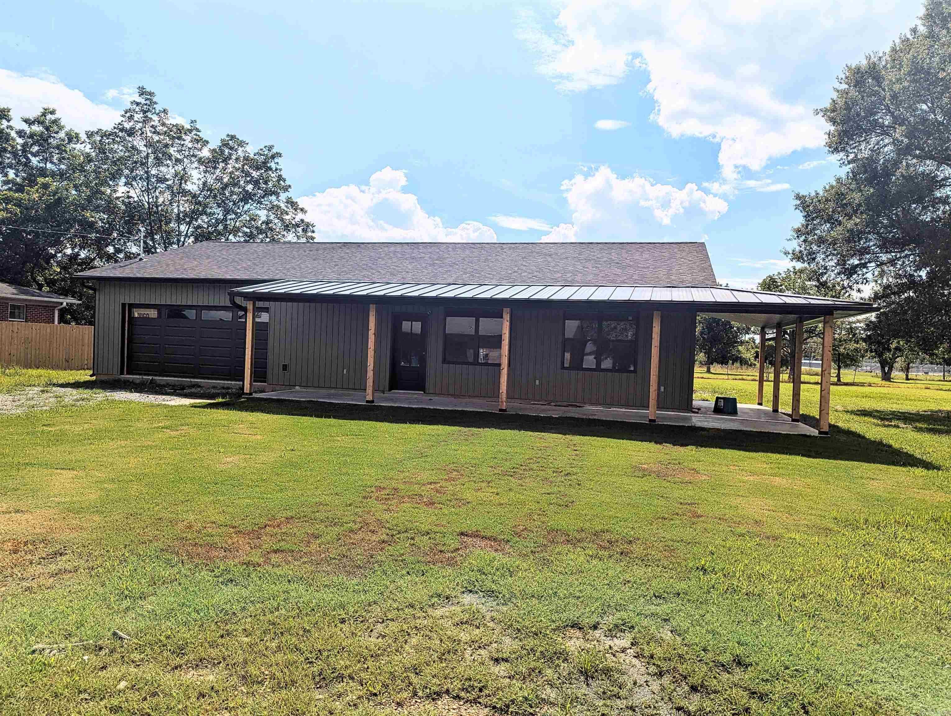 1108 S Dodd Street Rector, AR 72461