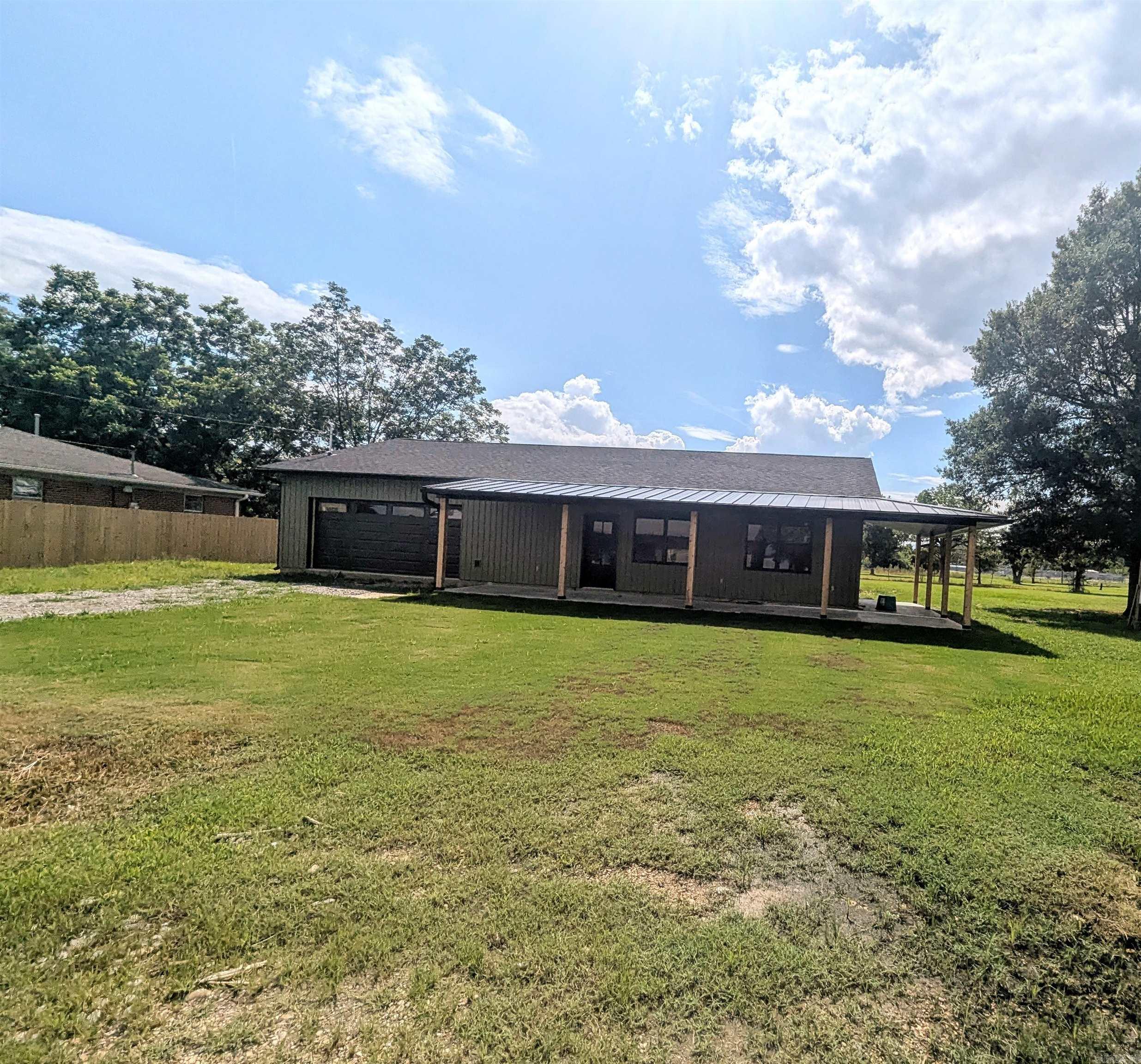 1108 S Dodd Street Rector, AR 72461