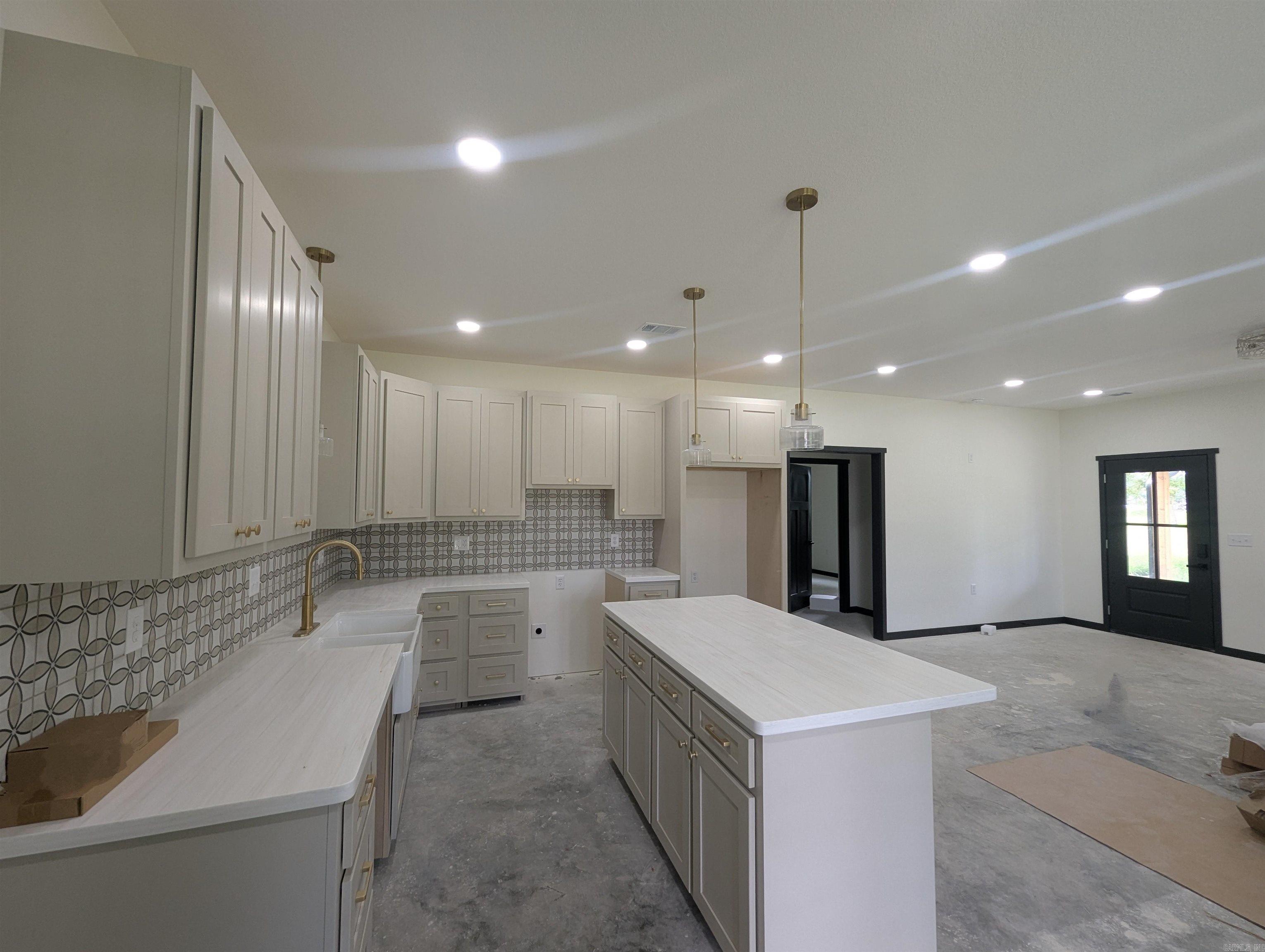 1108 S Dodd Street Rector, AR 72461