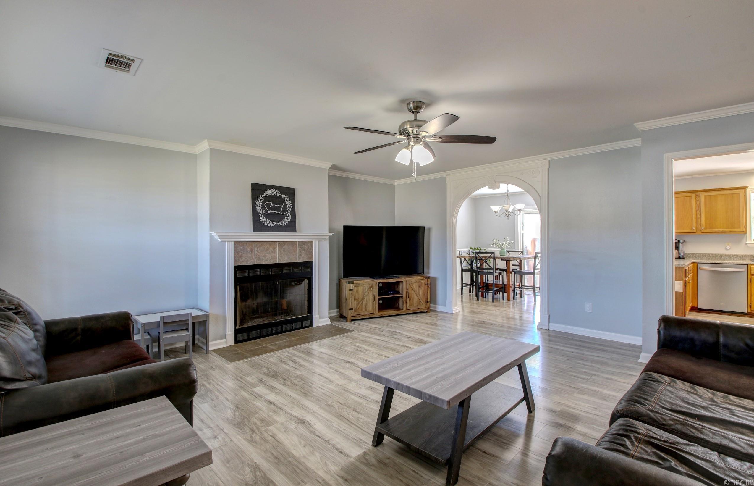 13  Applewood Cir  Cabot, AR