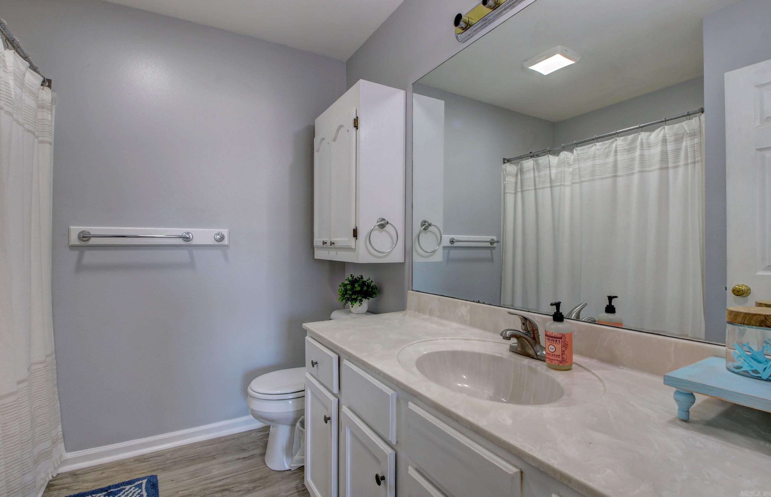 13  Applewood Cir  Cabot, AR