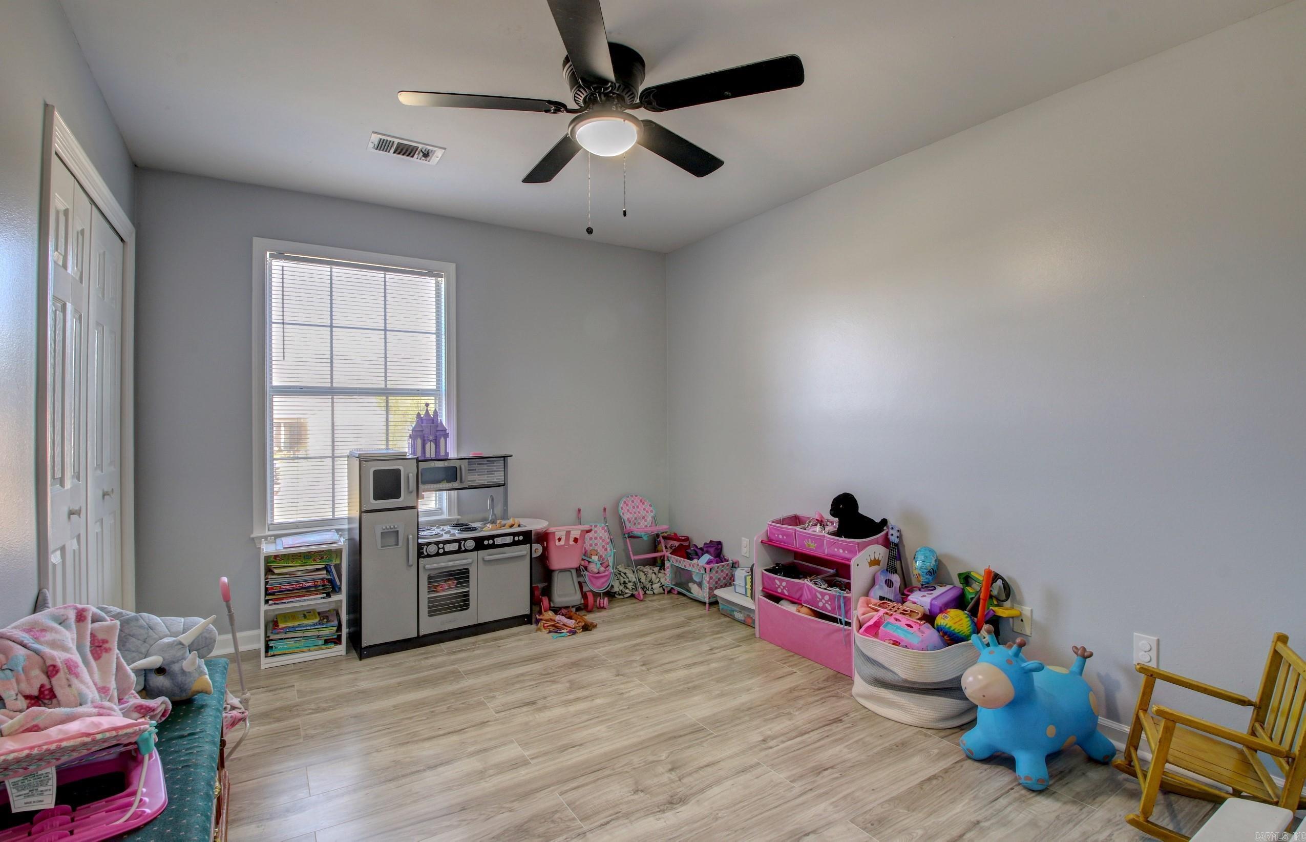 13  Applewood Cir  Cabot, AR