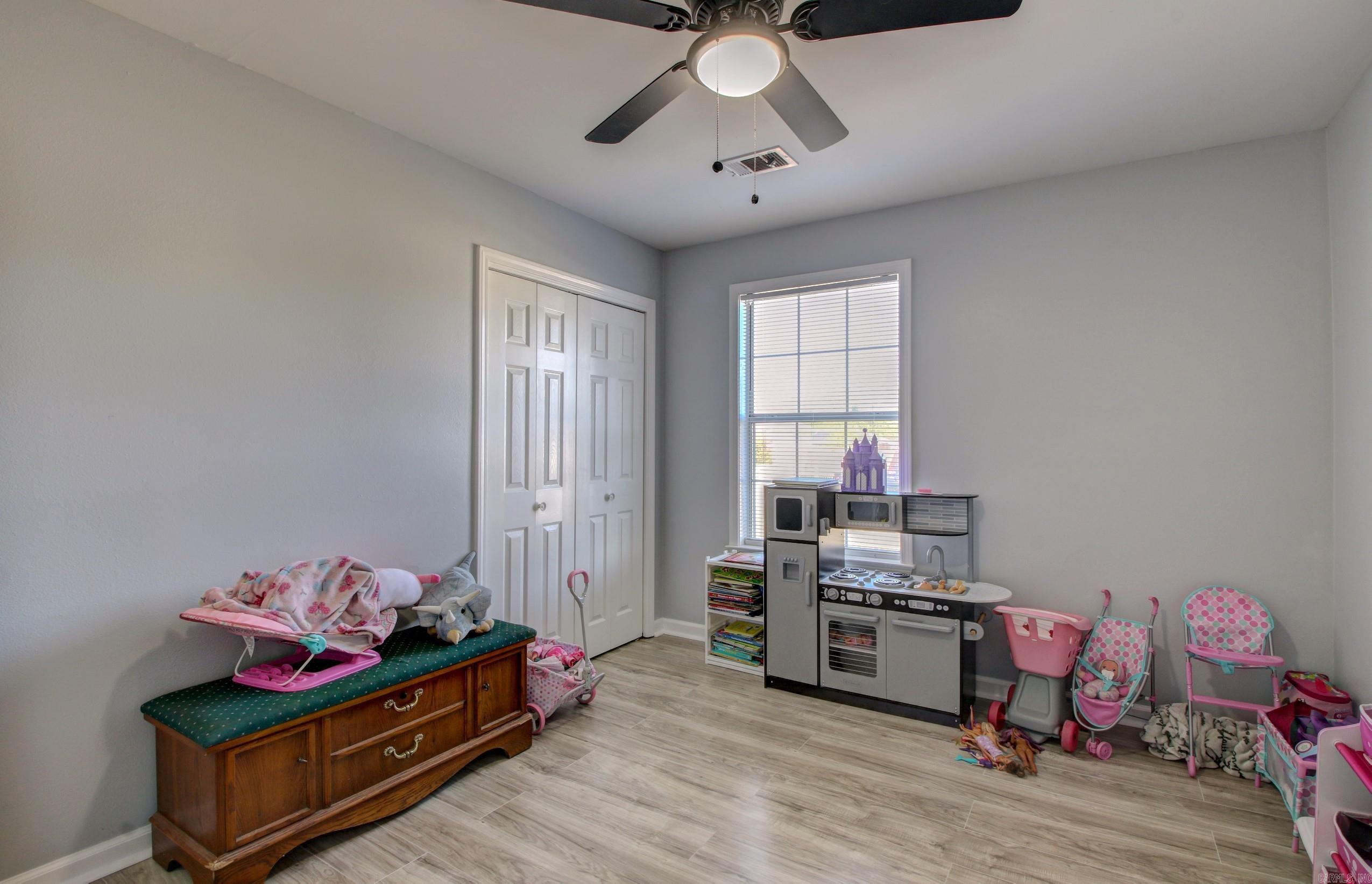 13  Applewood Cir  Cabot, AR