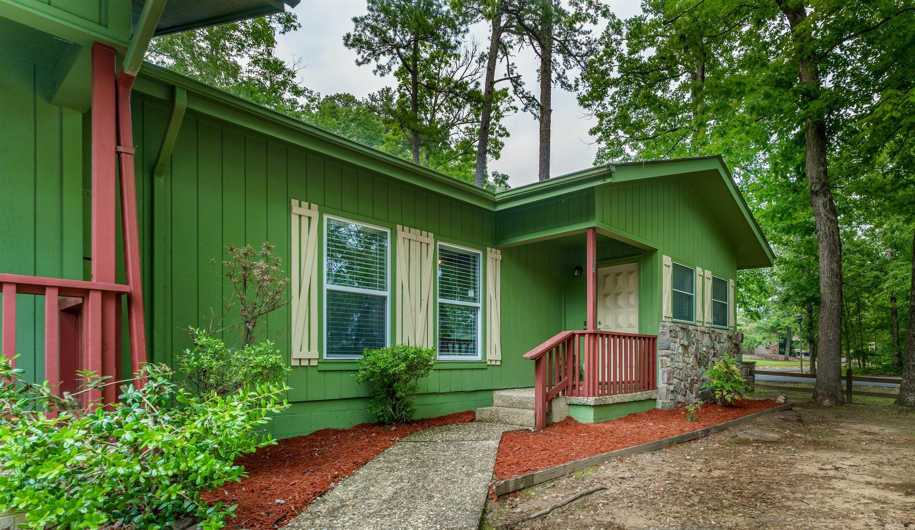 34  Orantes  Hot Springs Village, AR