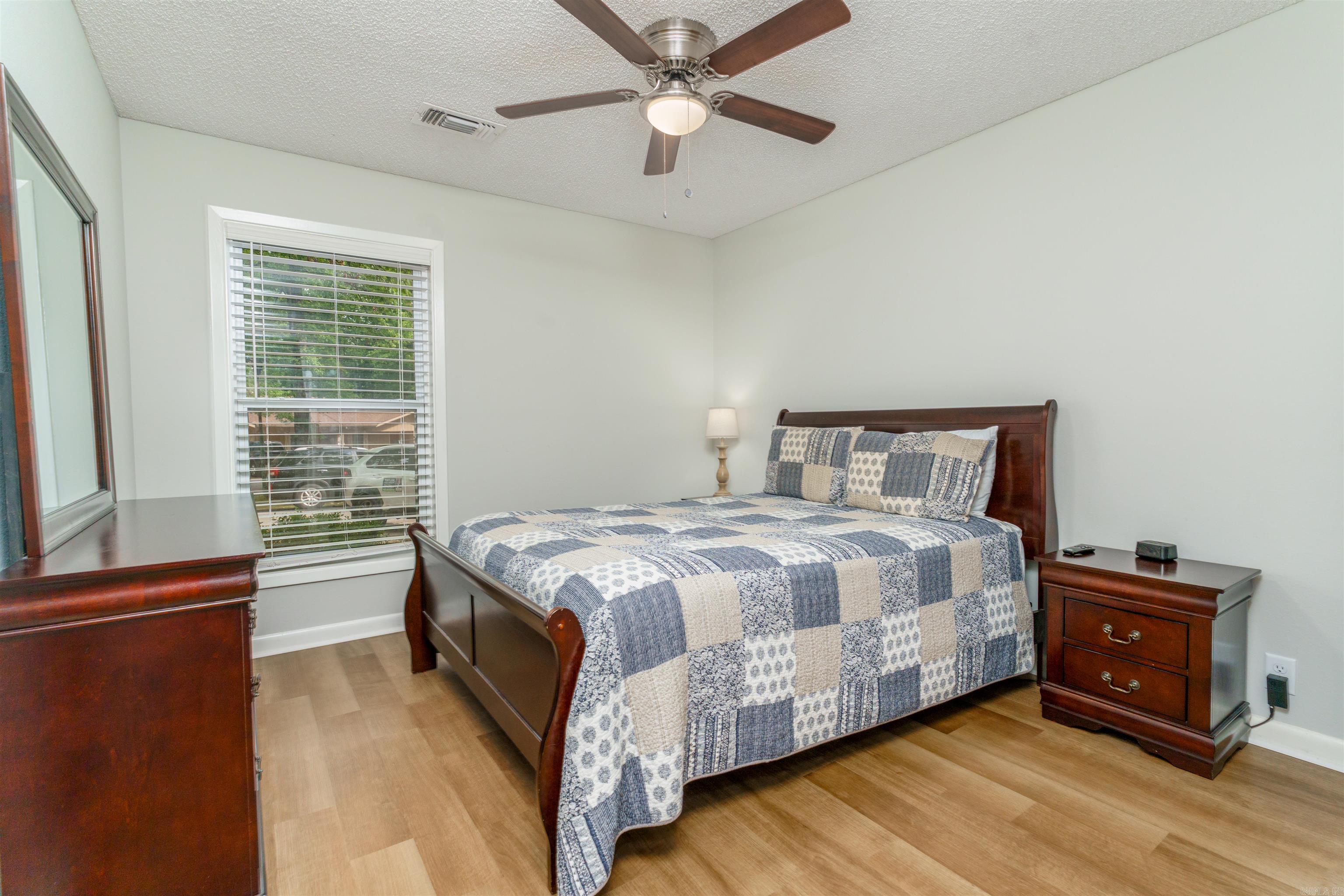 34  Orantes  Hot Springs Village, AR