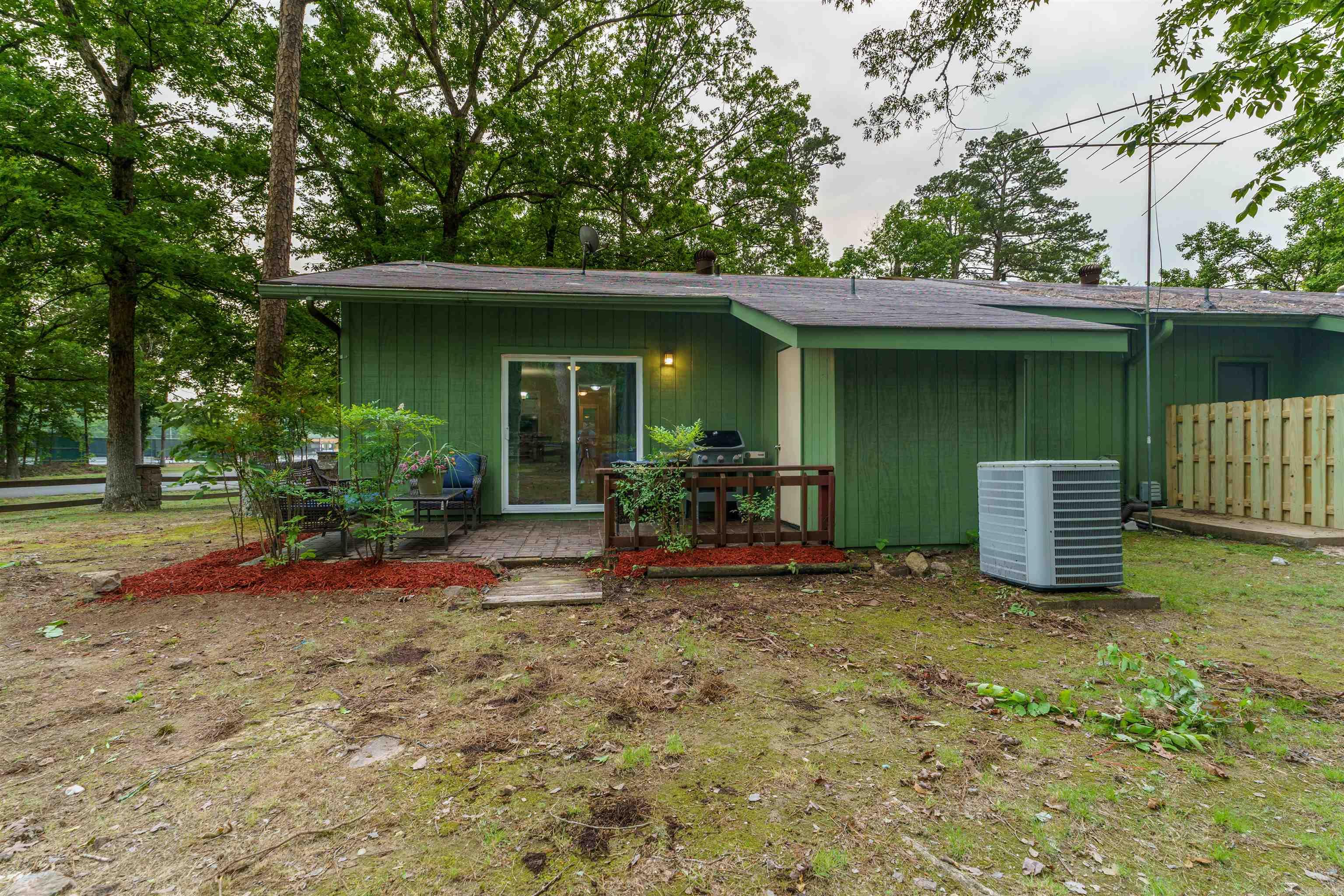 34  Orantes  Hot Springs Village, AR