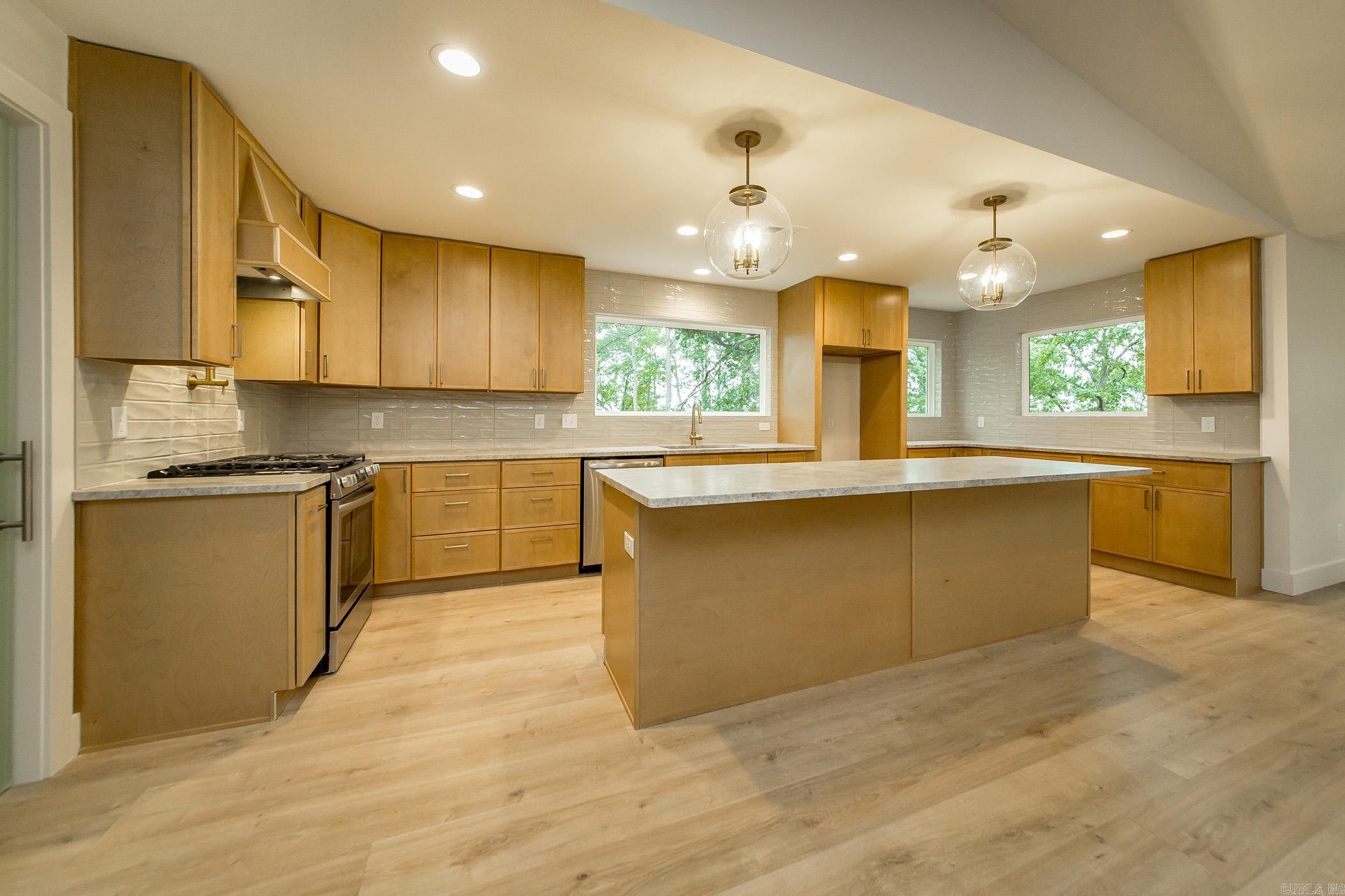 9008  Leatrice  Little Rock, AR