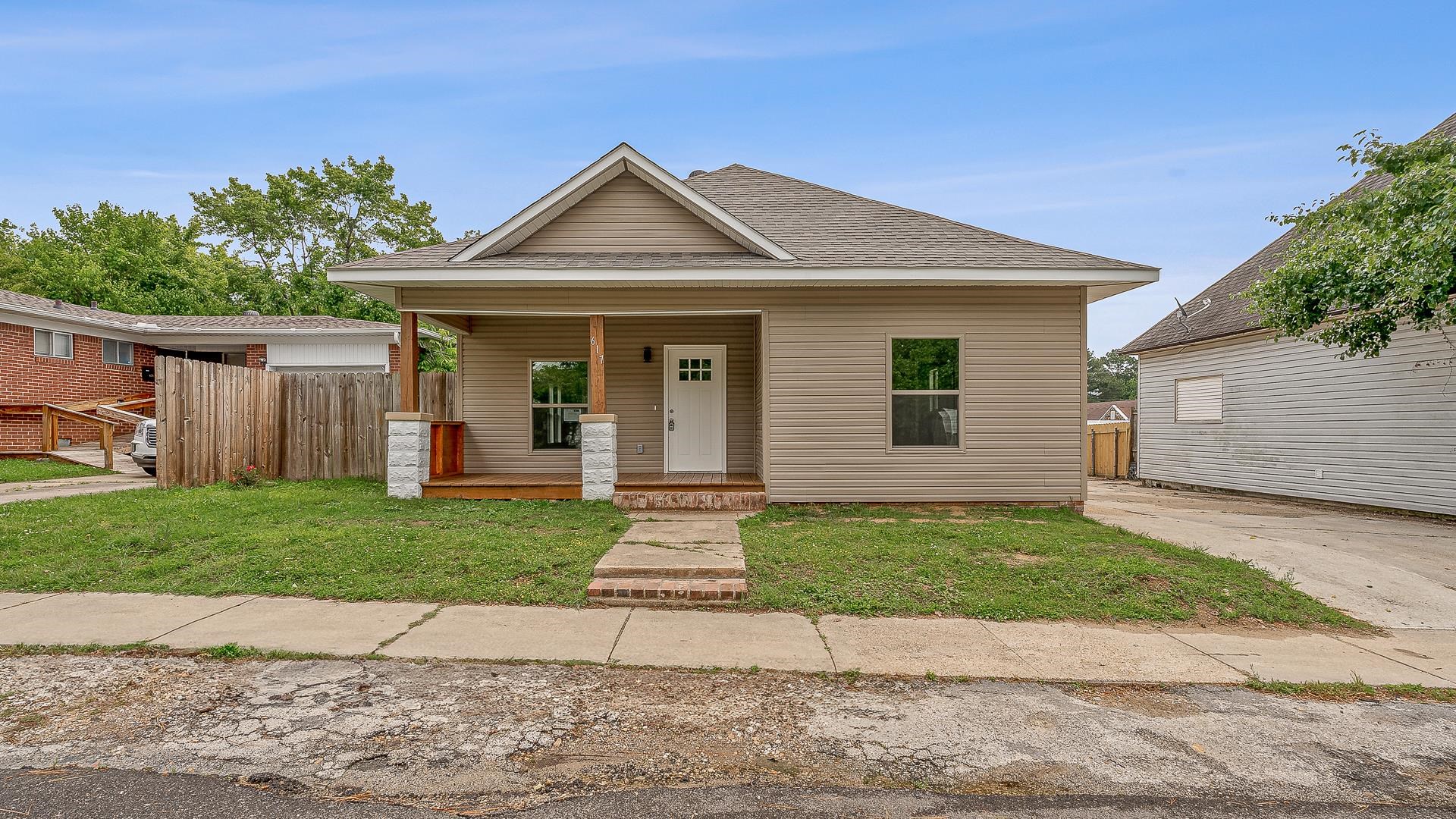 617 S 7th Street  Paragould, AR