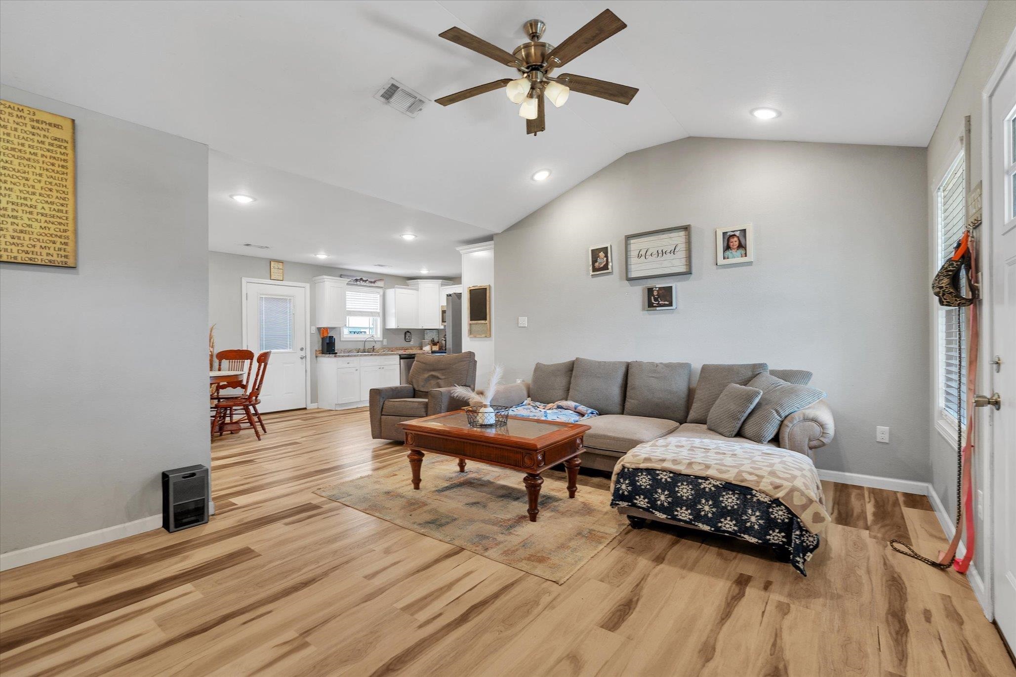 104  Stacy  Paragould, AR