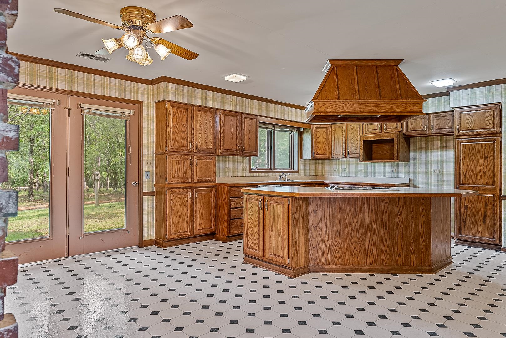 7185 S 163  Harrisburg, AR