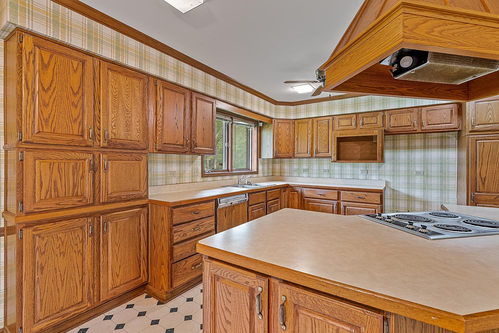 7185 S 163  Harrisburg, AR