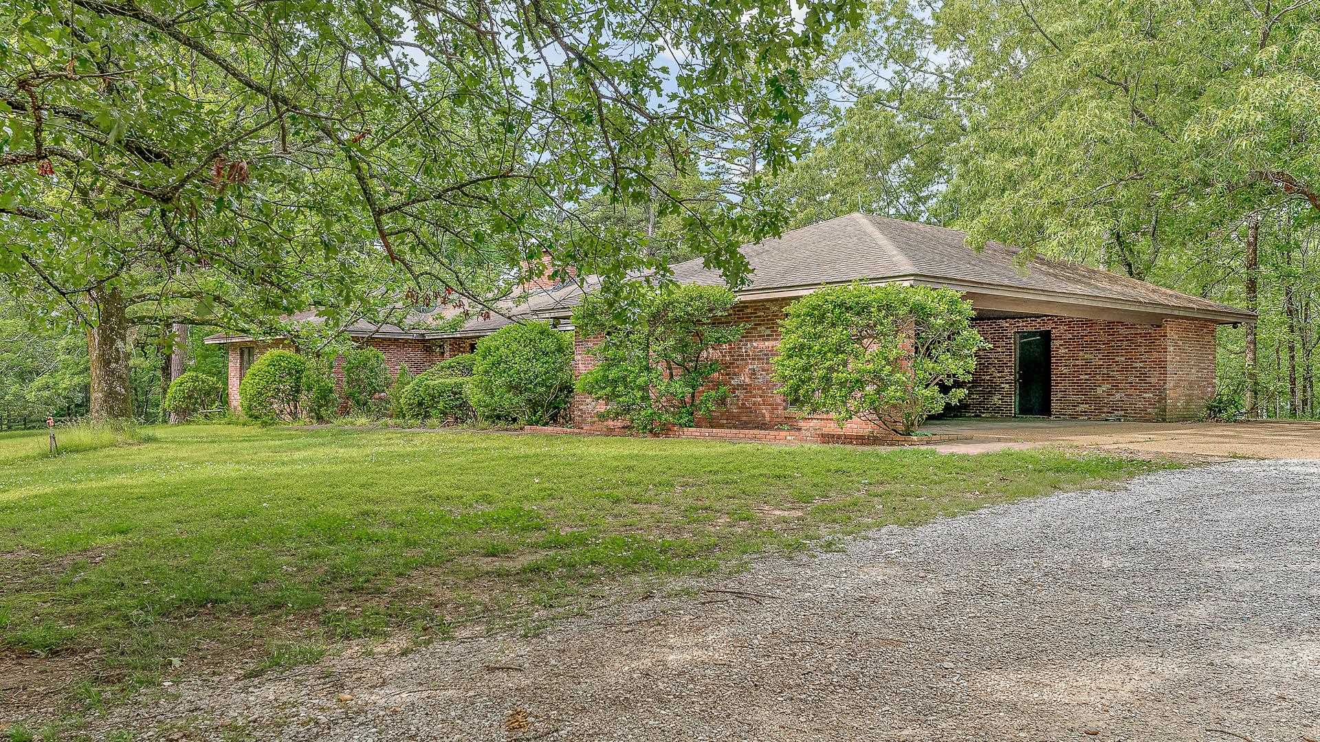 7185 S 163  Harrisburg, AR