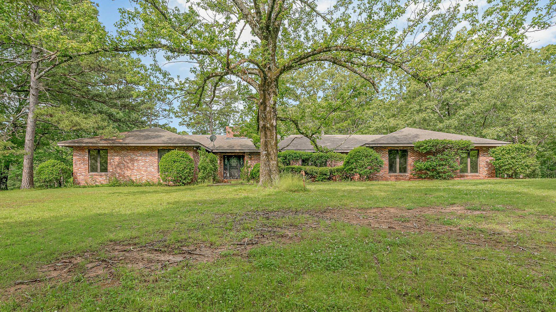 7185 S 163  Harrisburg, AR