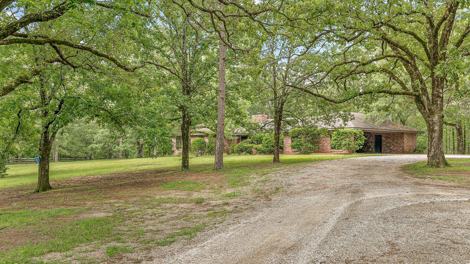 7185 S 163  Harrisburg, AR