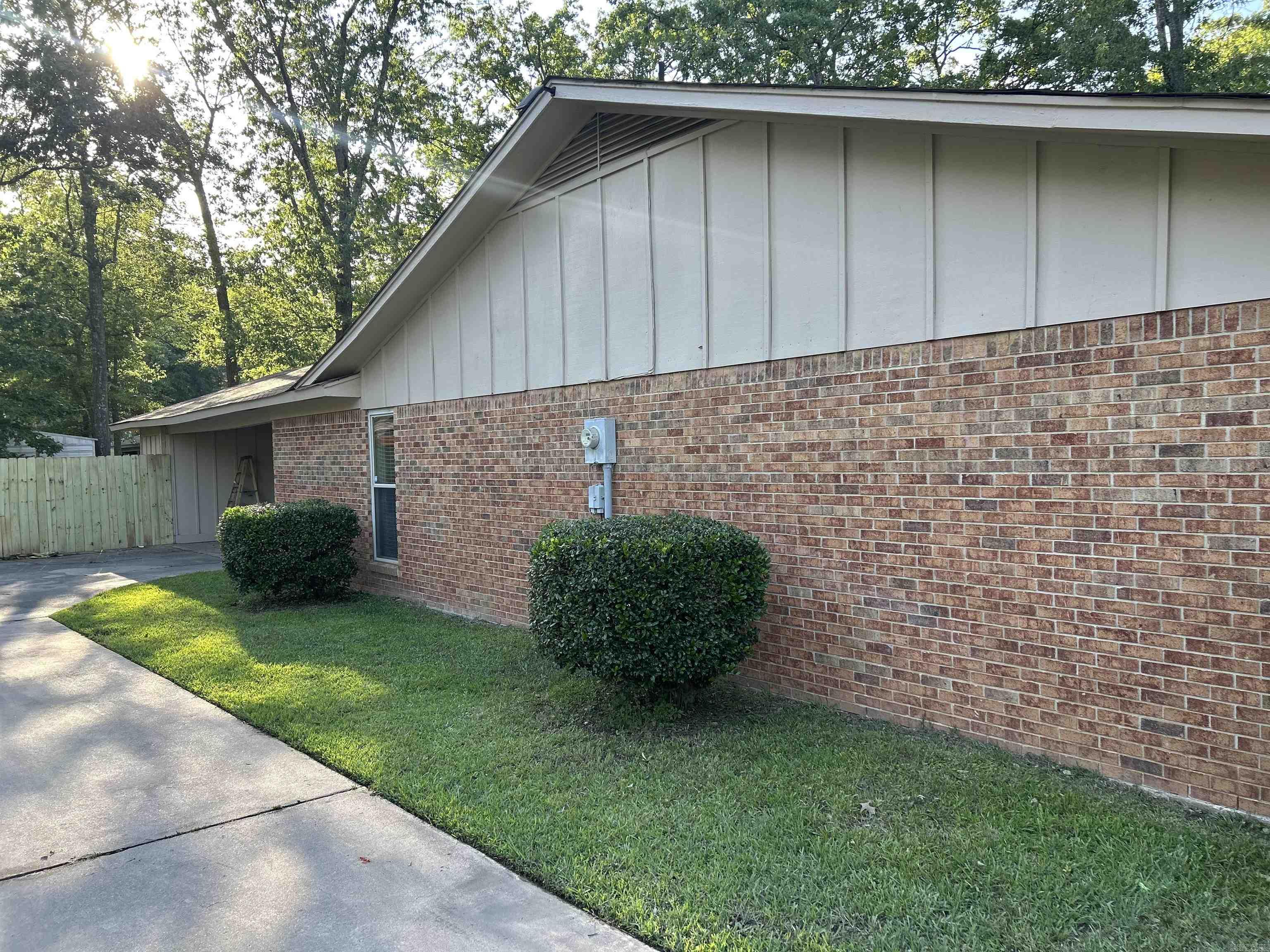 6104  Timber Lake  Pine Bluff, AR