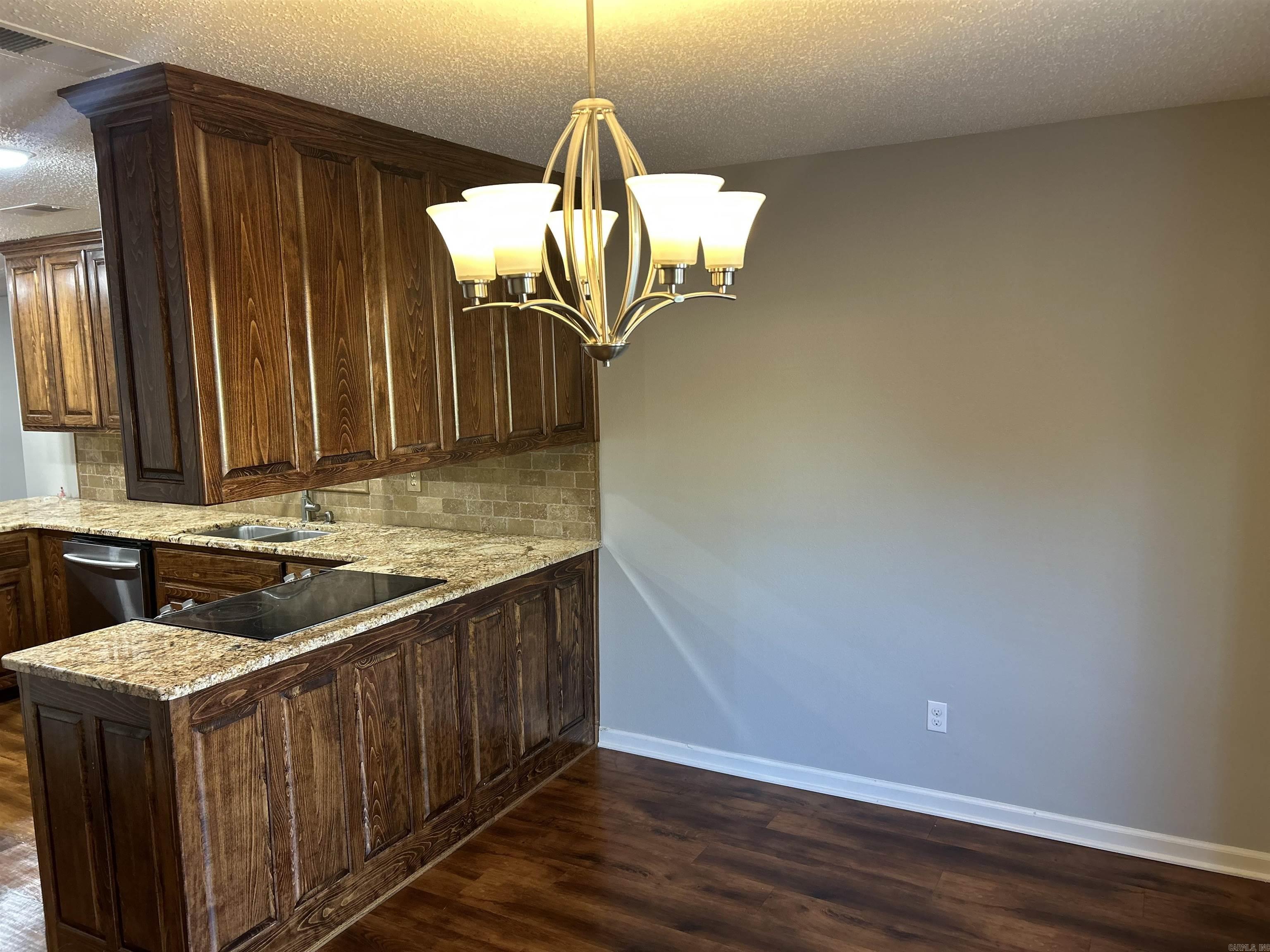 6104  Timber Lake  Pine Bluff, AR
