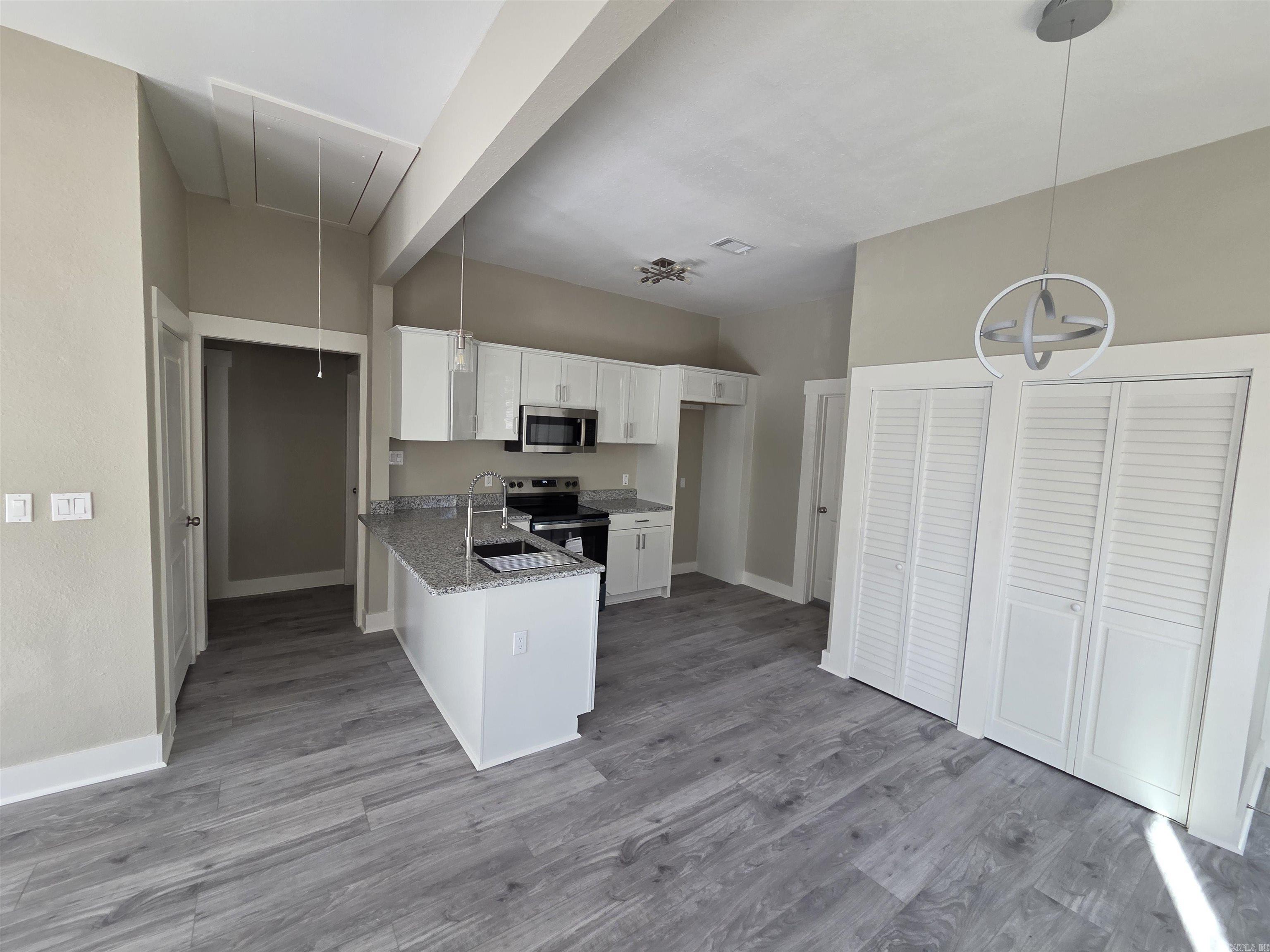 1017  Jefferson  Little Rock, AR