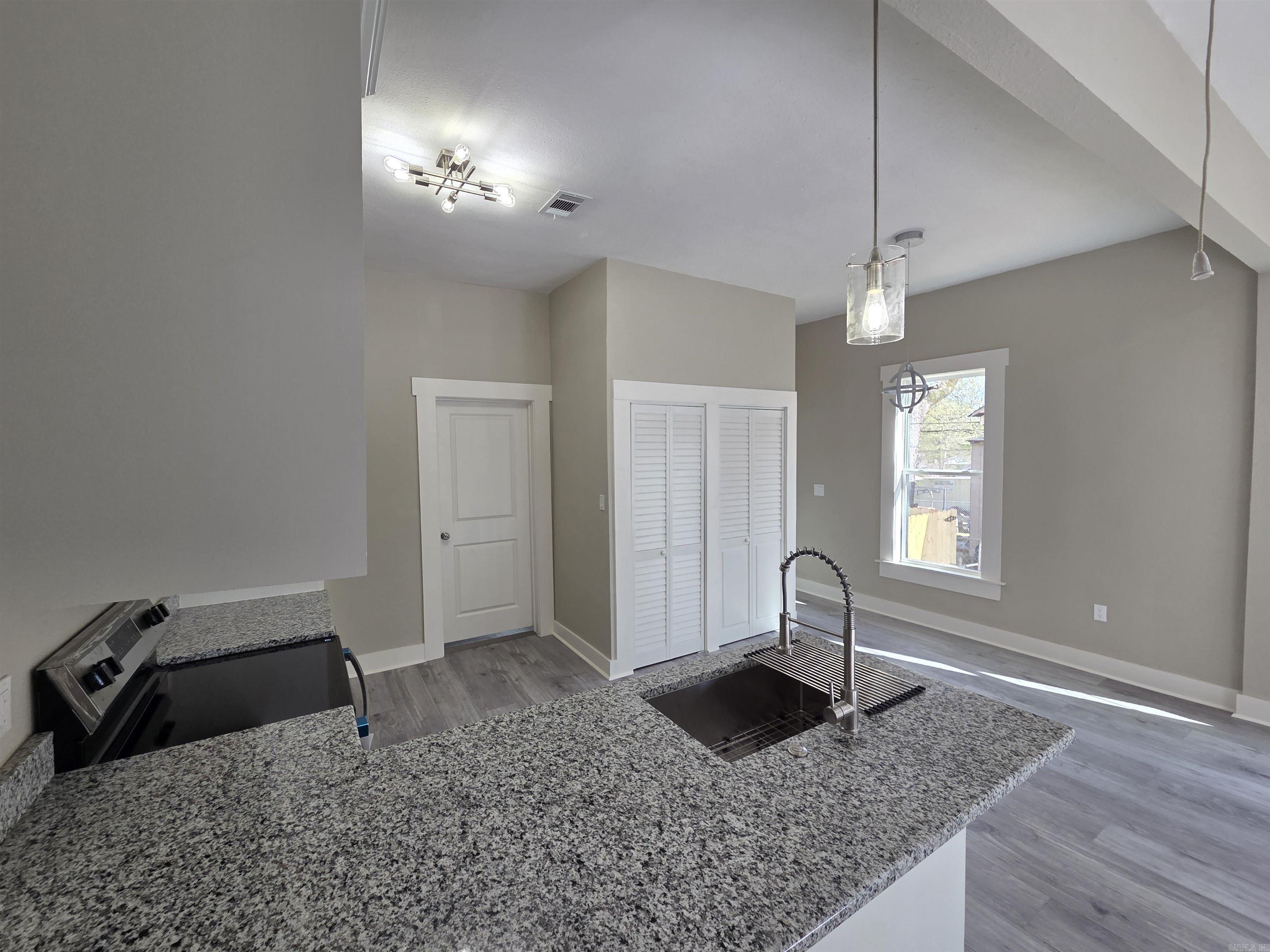 1017  Jefferson  Little Rock, AR
