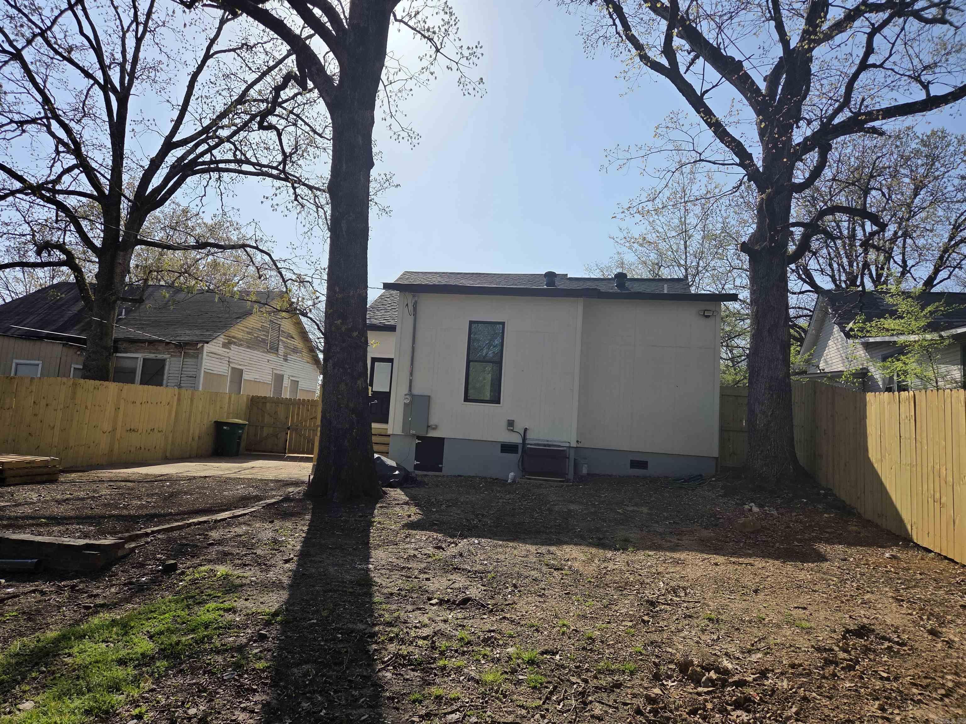 1017  Jefferson  Little Rock, AR