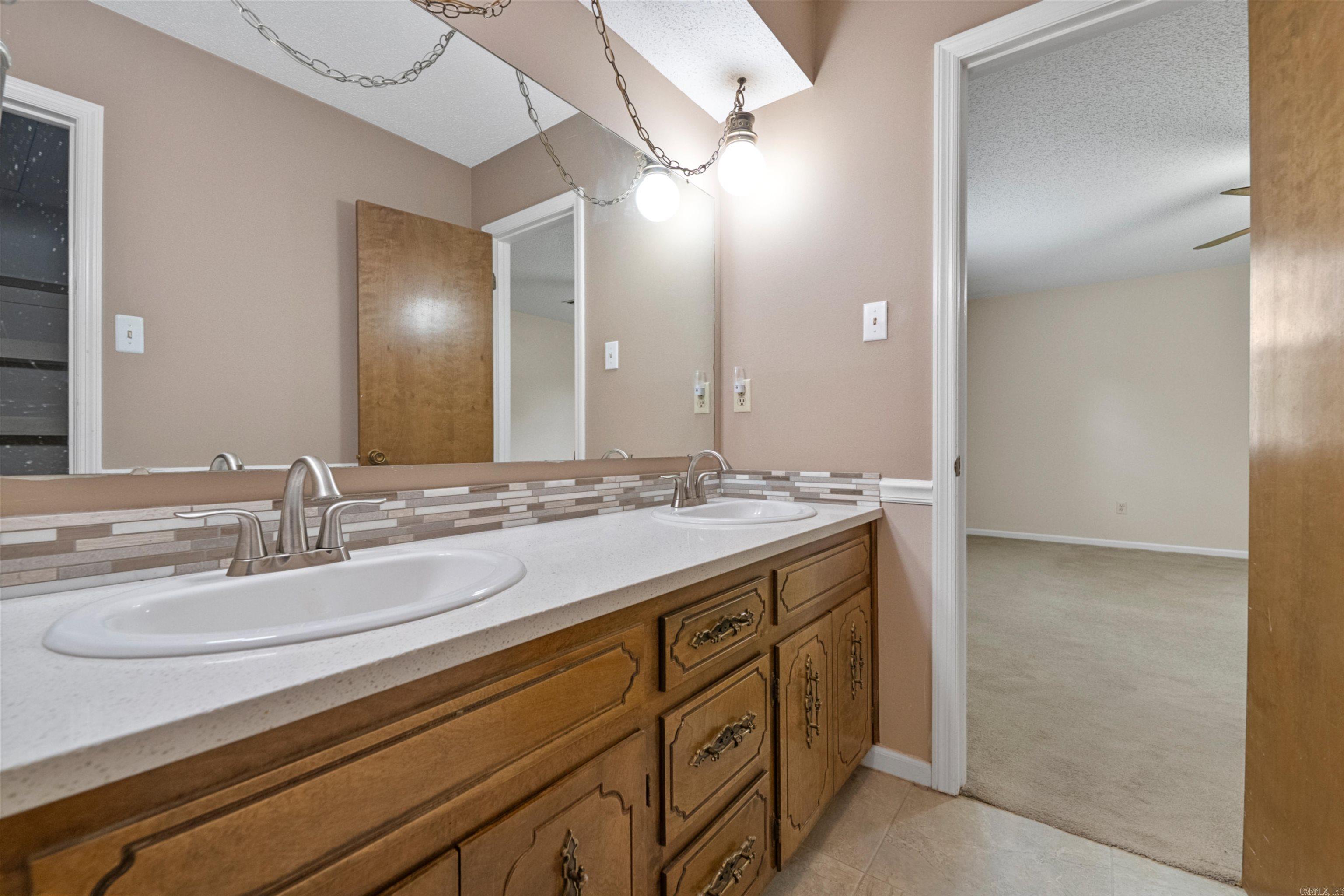 1224  Coolhurst Ave  Sherwood, AR